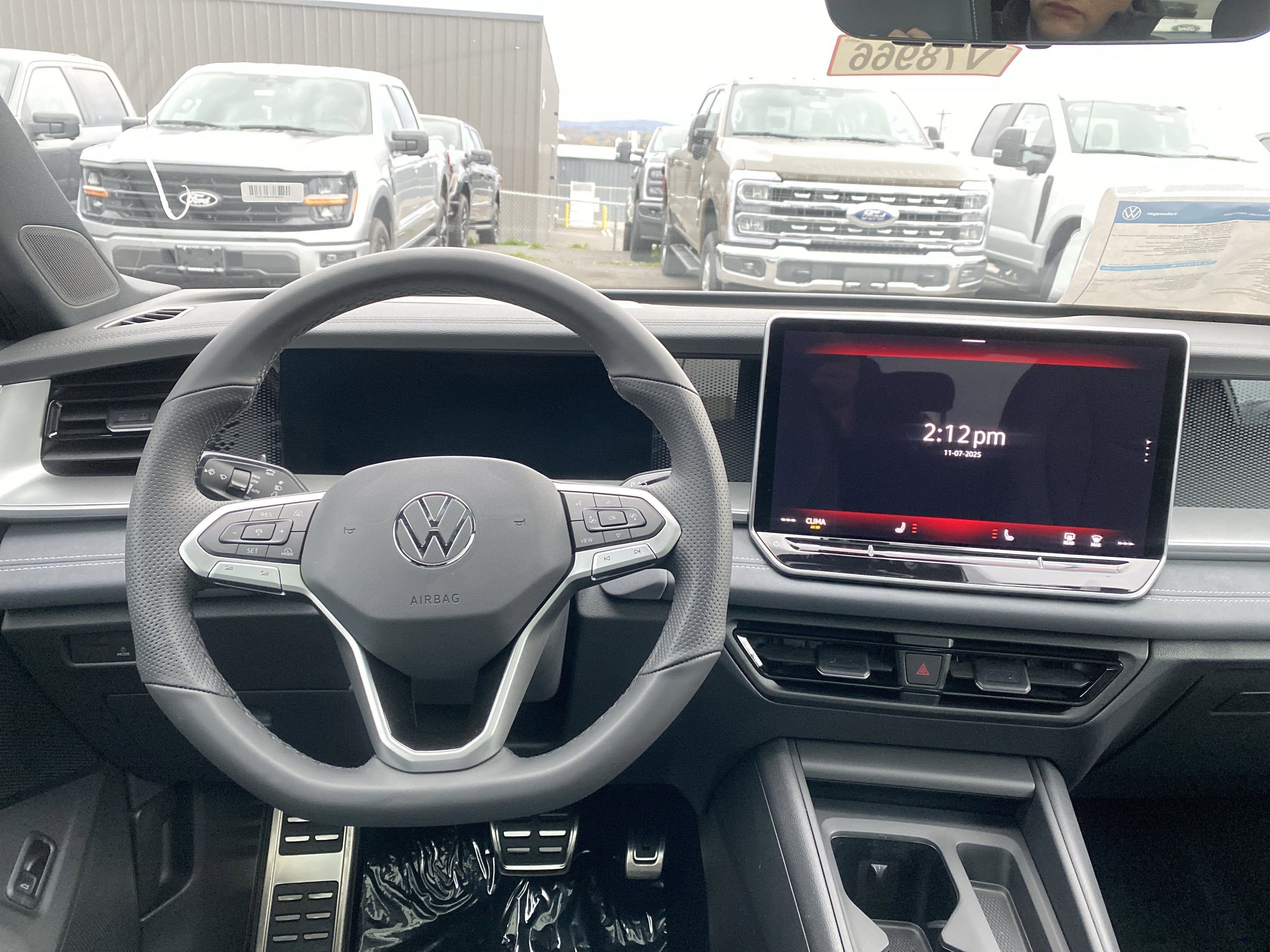 2026 Volkswagen Tiguan 2.0T SE R-Line Black 4MOTION