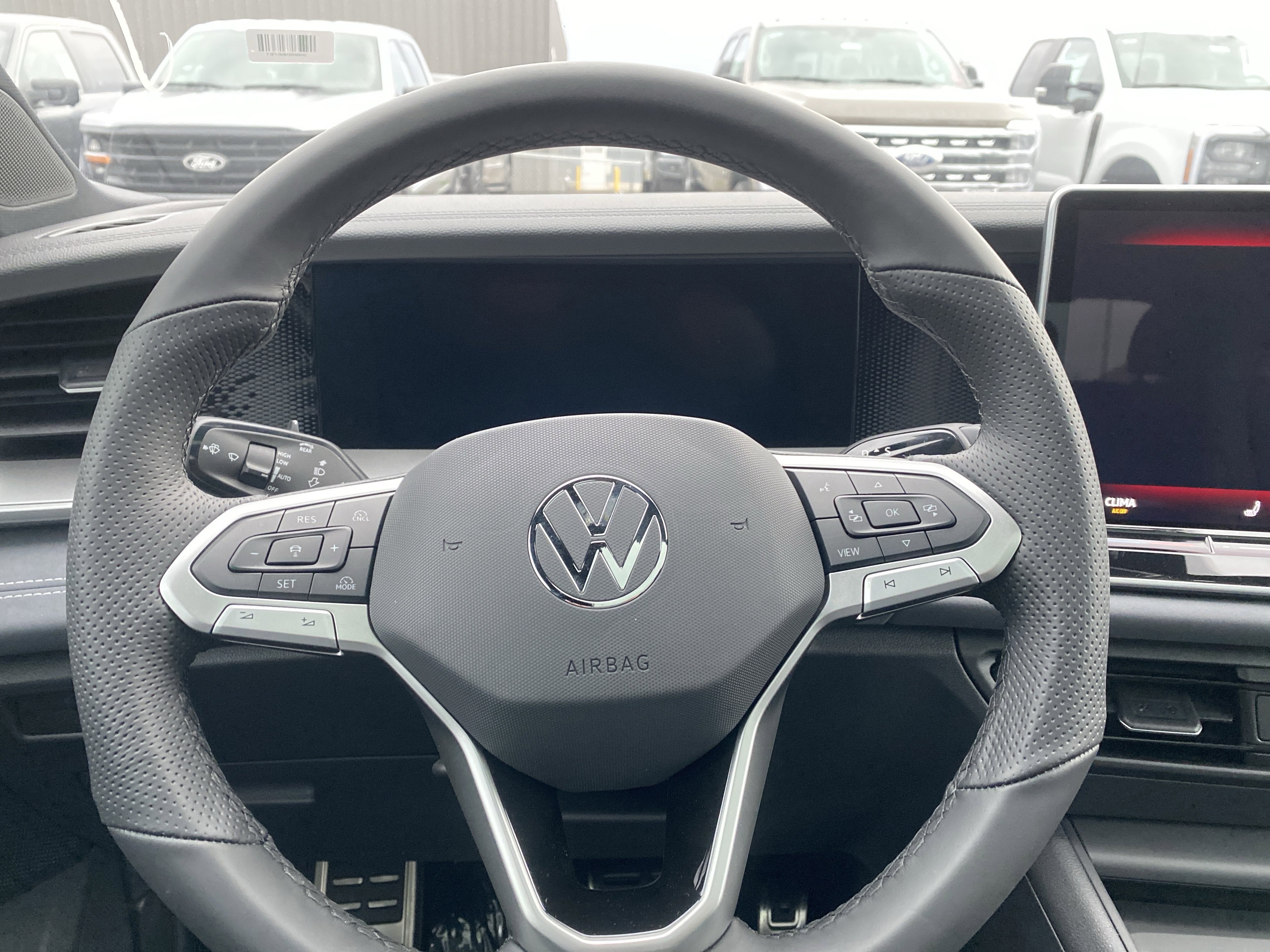 2026 Volkswagen Tiguan 2.0T SE R-Line Black 4MOTION