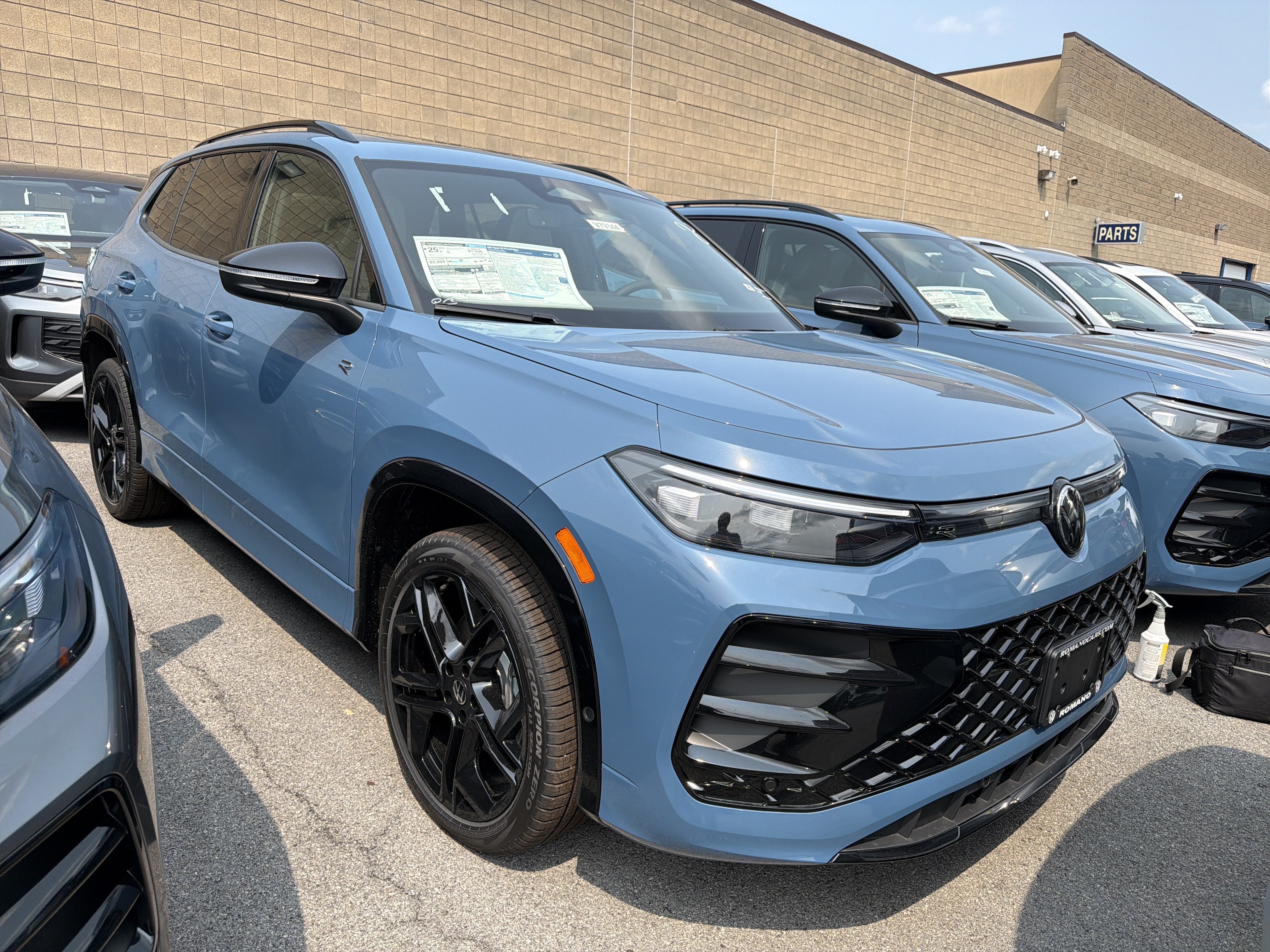 2026 Volkswagen Tiguan SE R-Line Black 4MOTION