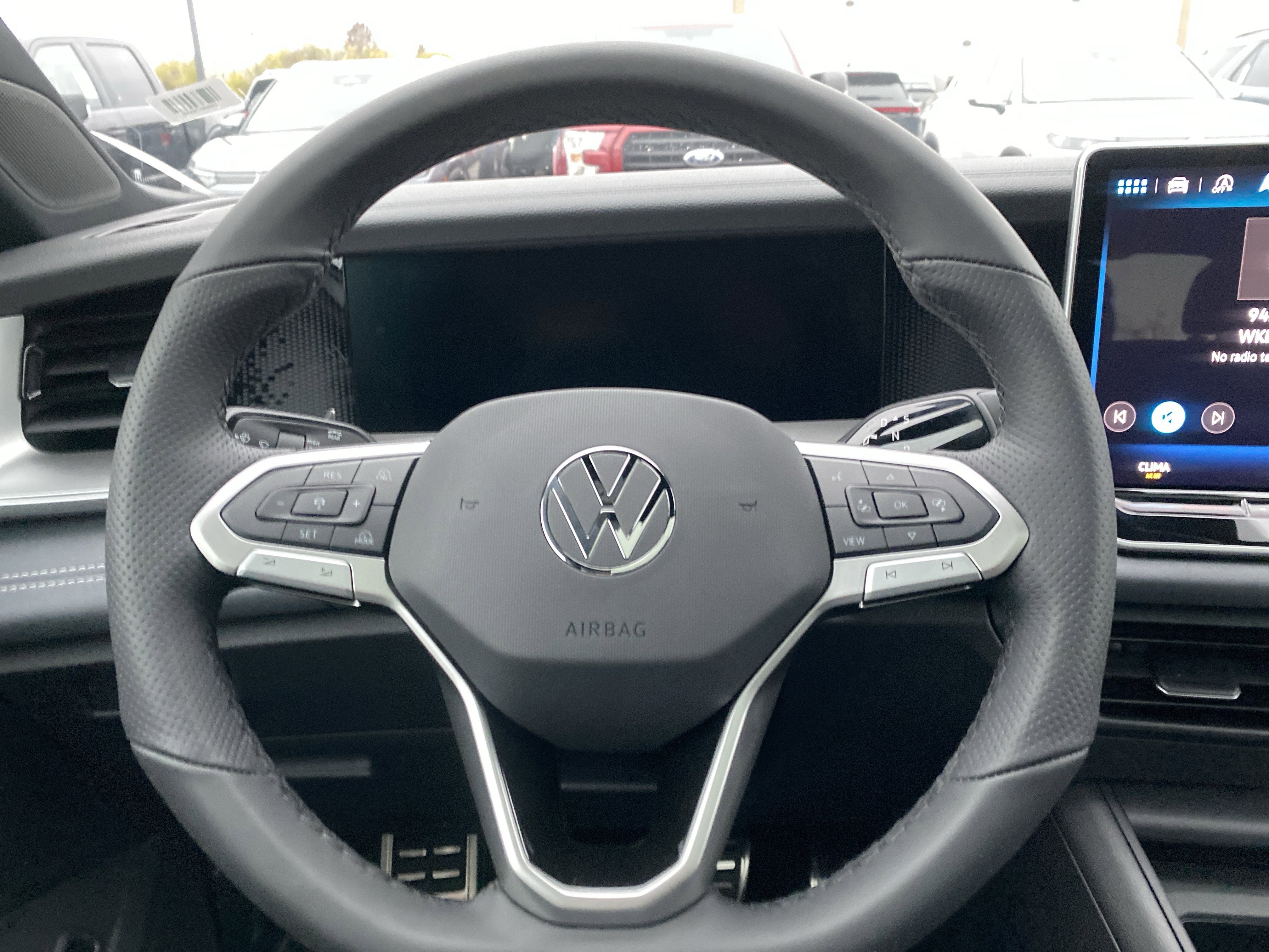 2025 Volkswagen Tiguan 2.0T SE R-Line Black 4MOTION