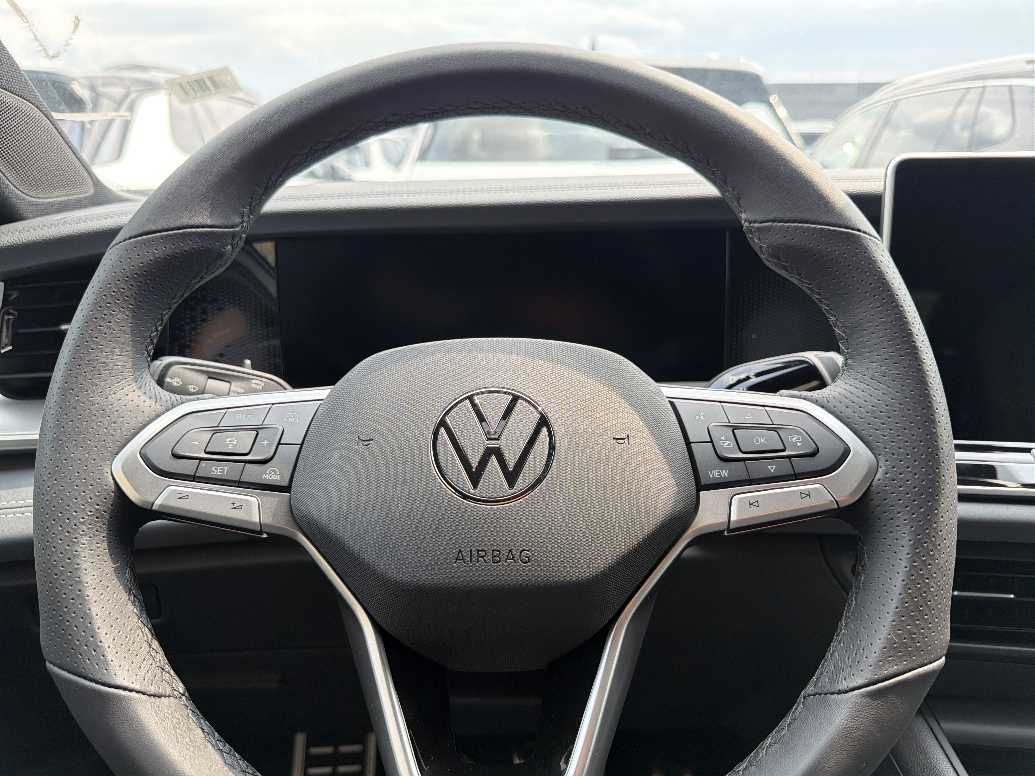 2026 Volkswagen Tiguan SE R-Line Black 4MOTION