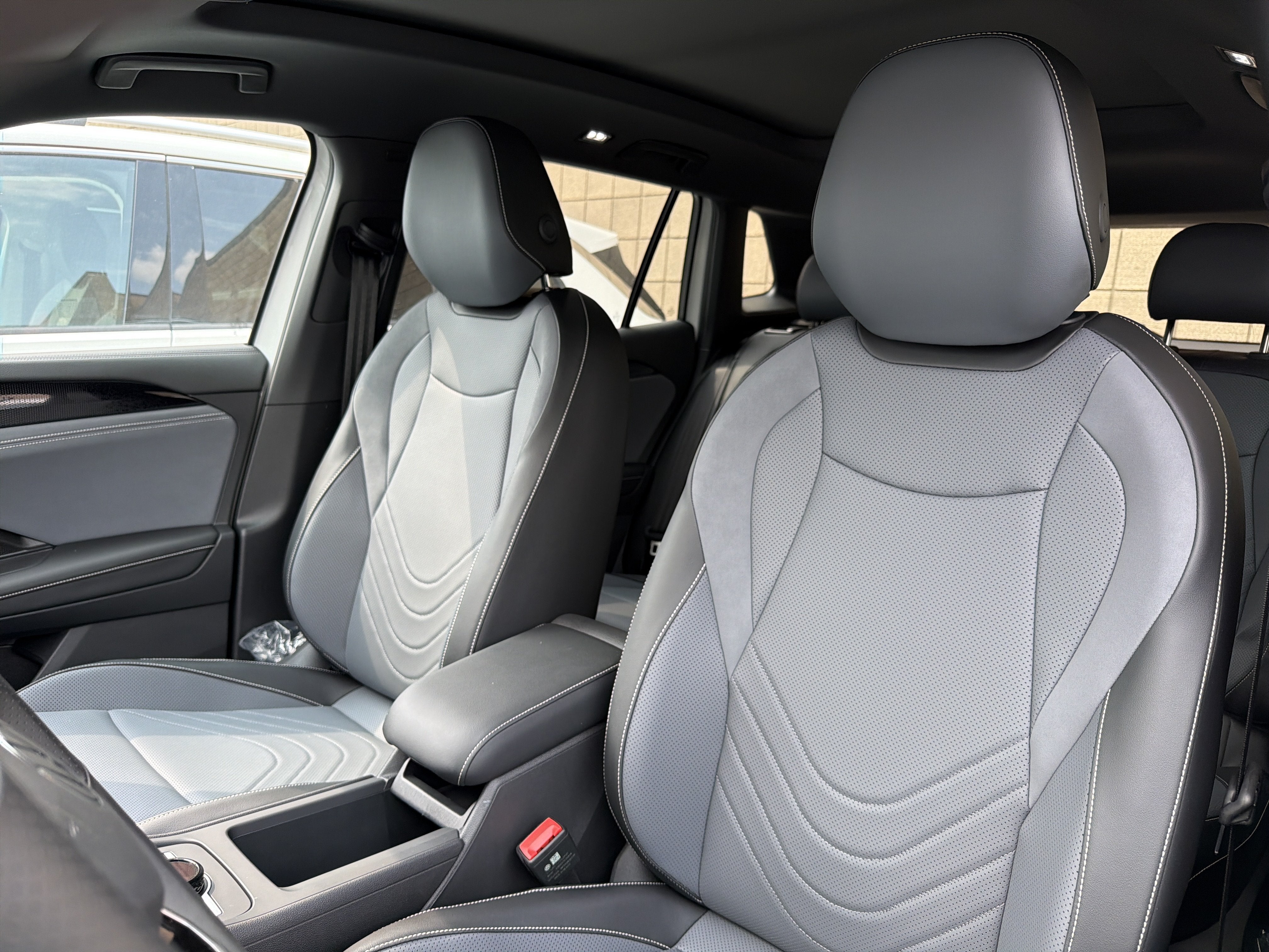 2026 Volkswagen Tiguan SE R-Line Black 4MOTION