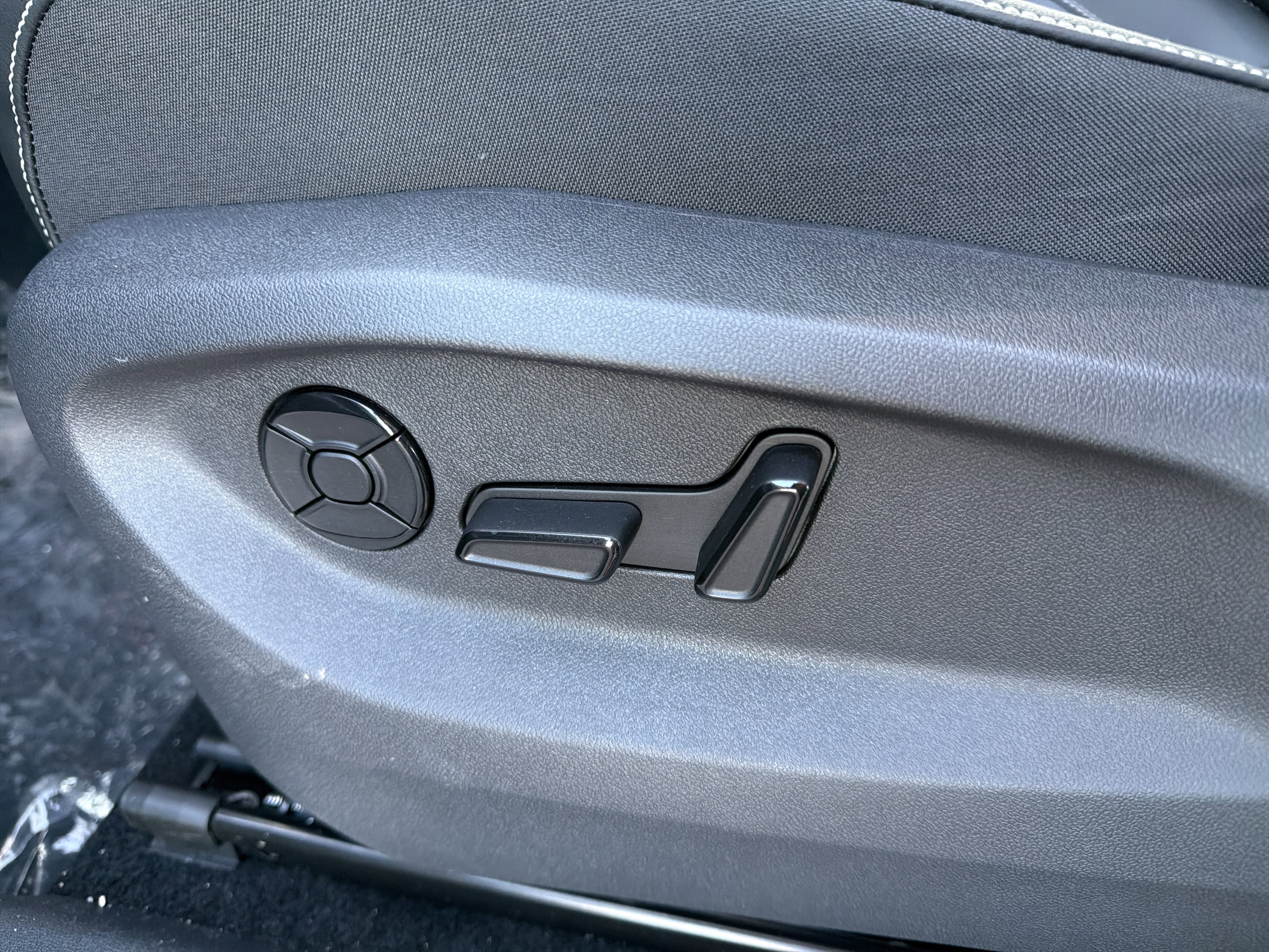 2026 Volkswagen Tiguan 2.0T SE 4MOTION