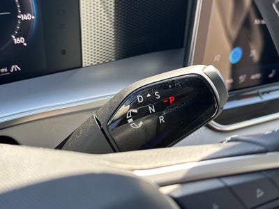 2025 Volkswagen Tiguan 2.0T SE 4MOTION