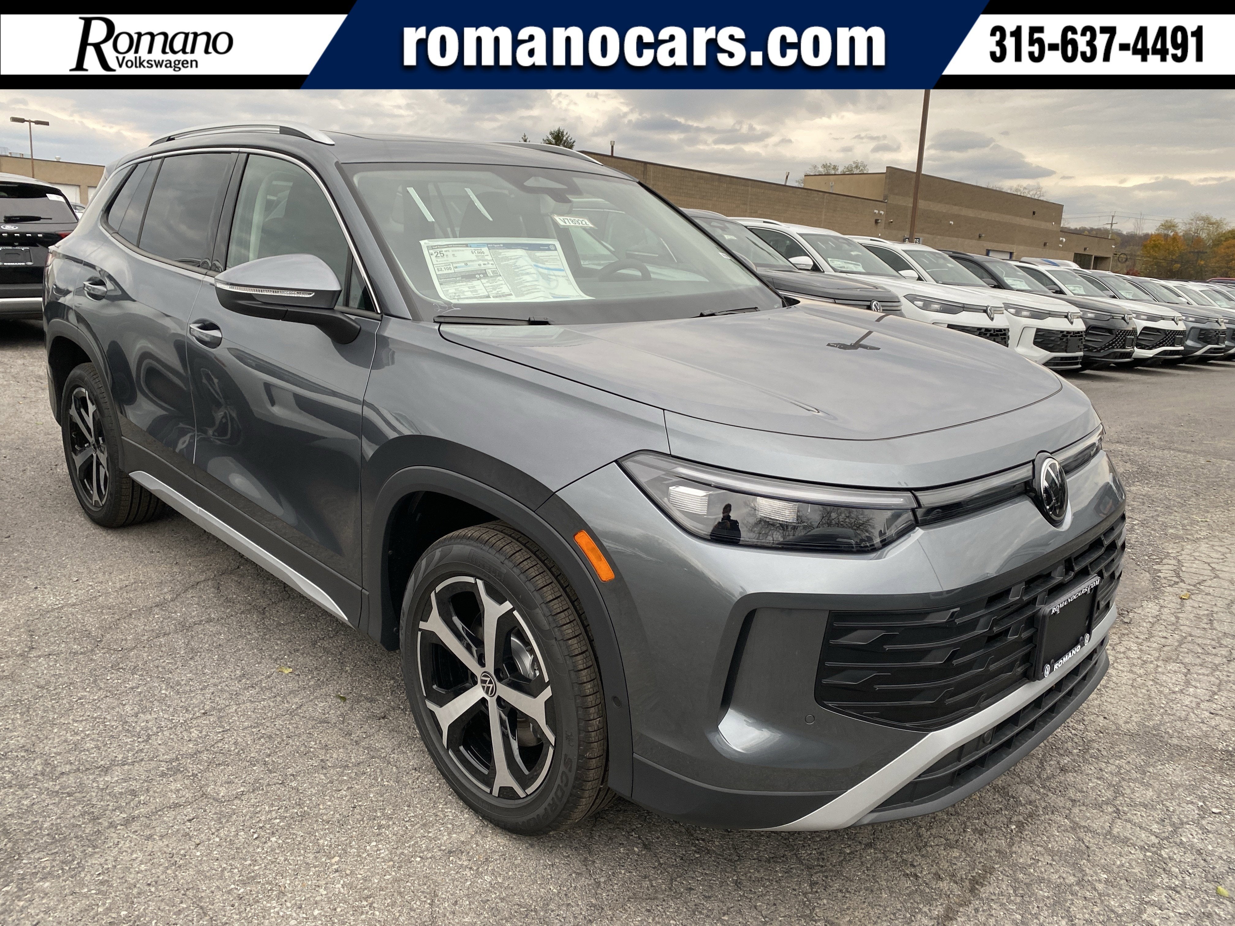 2025 Volkswagen Tiguan 2.0T SE 4MOTION