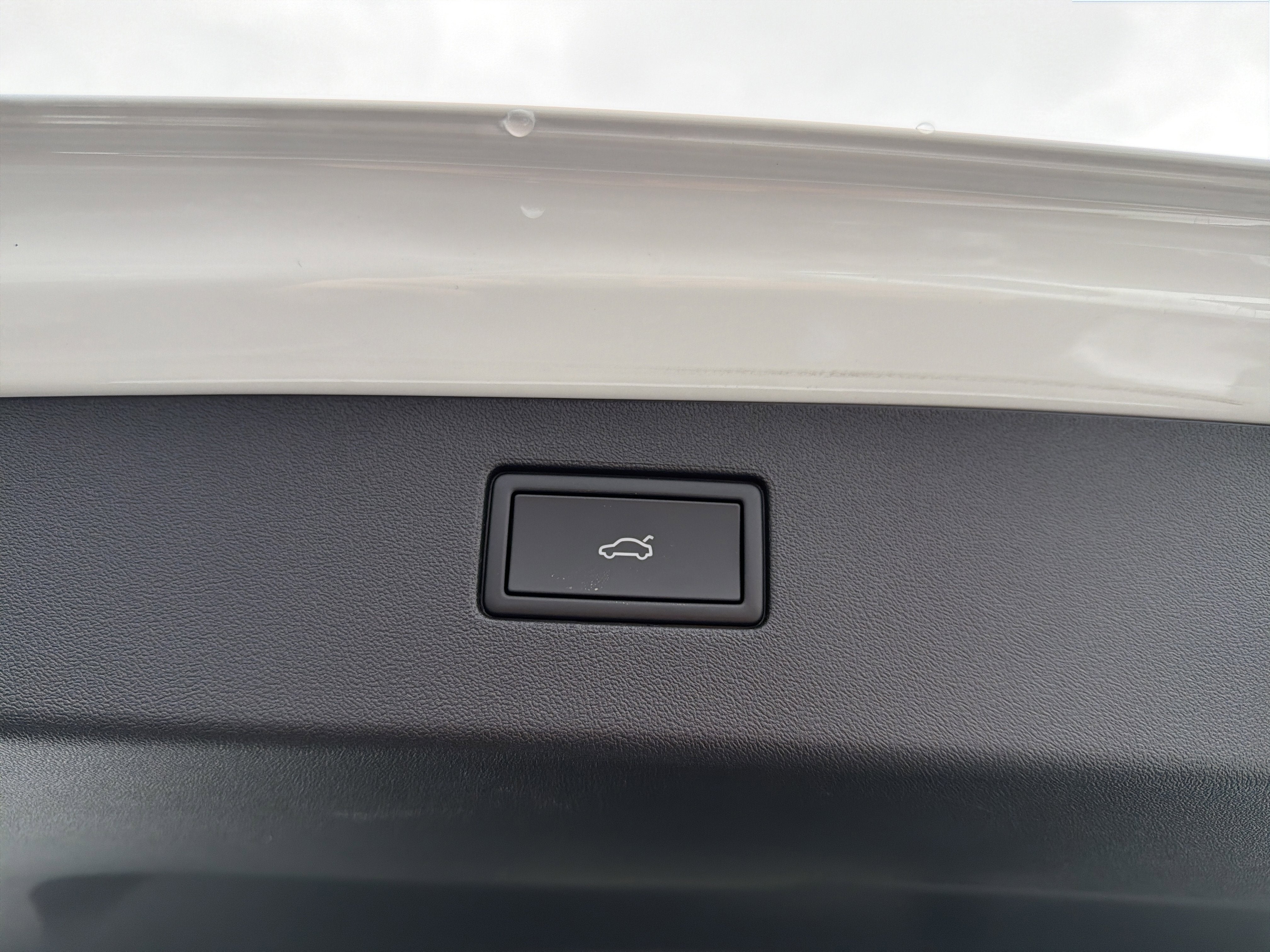 2026 Volkswagen Tiguan 2.0T SE 4MOTION