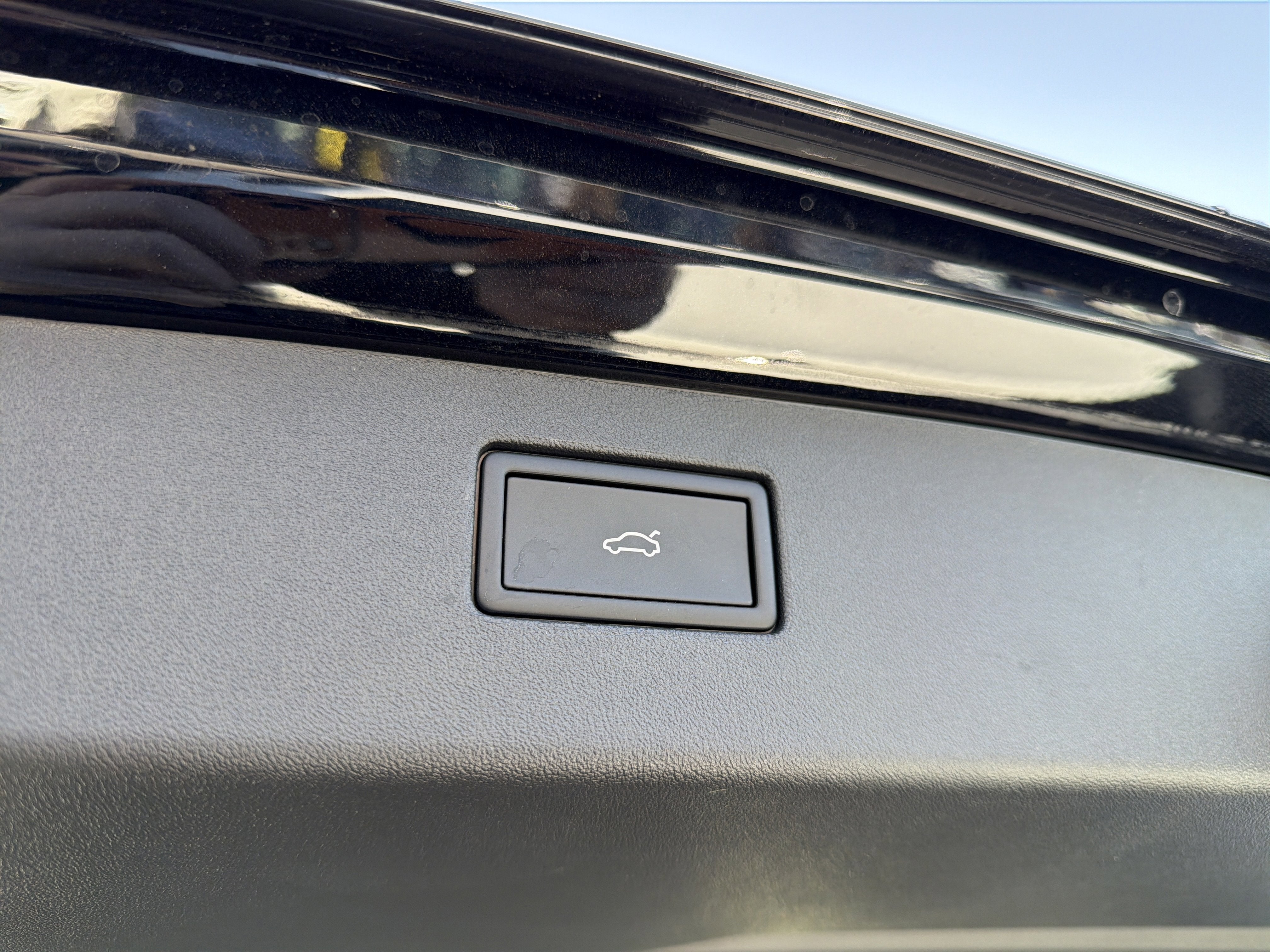 2026 Volkswagen Tiguan SE 4MOTION