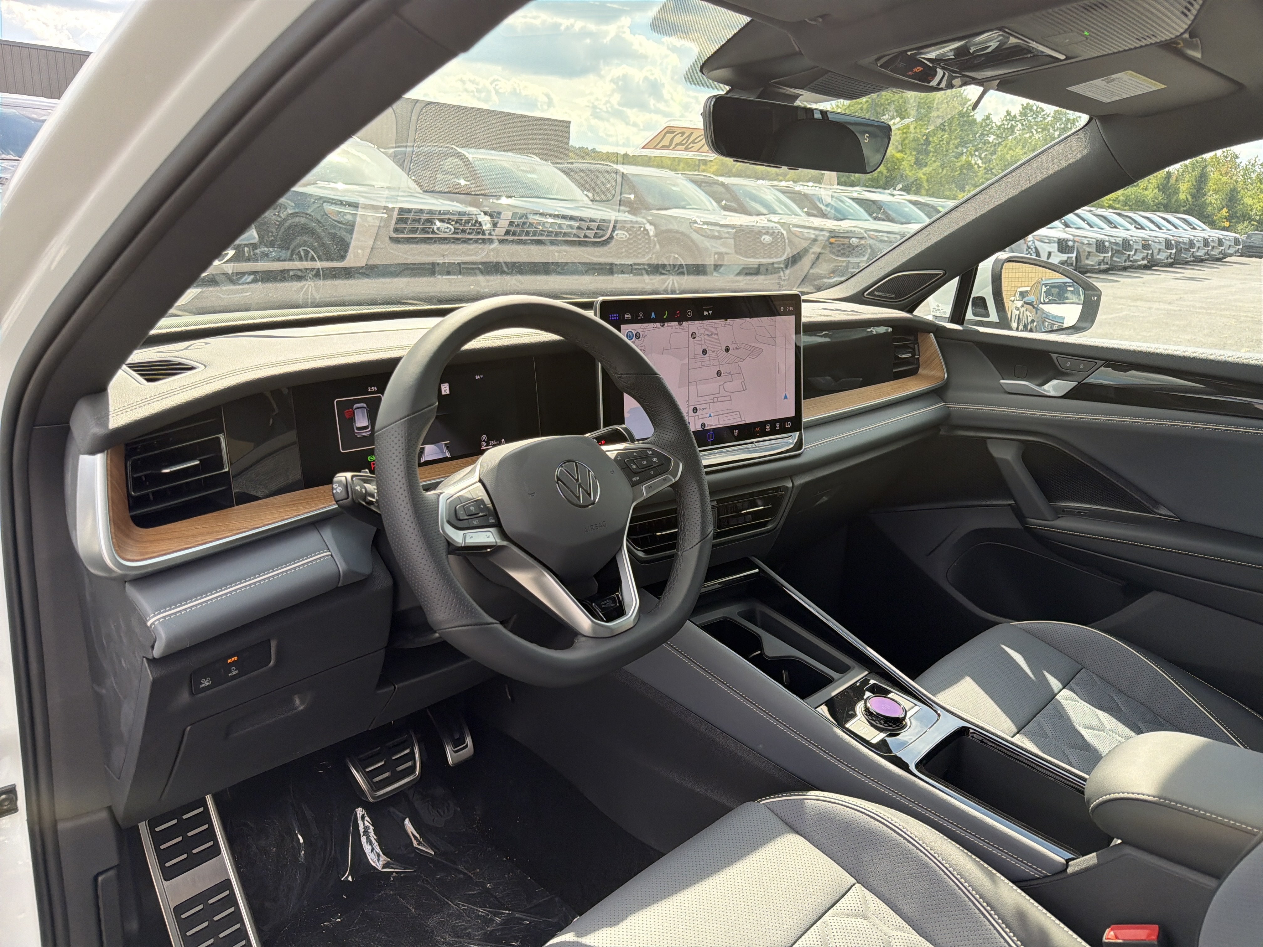 2026 Volkswagen Tiguan SEL R-Line Turbo 4MOTION