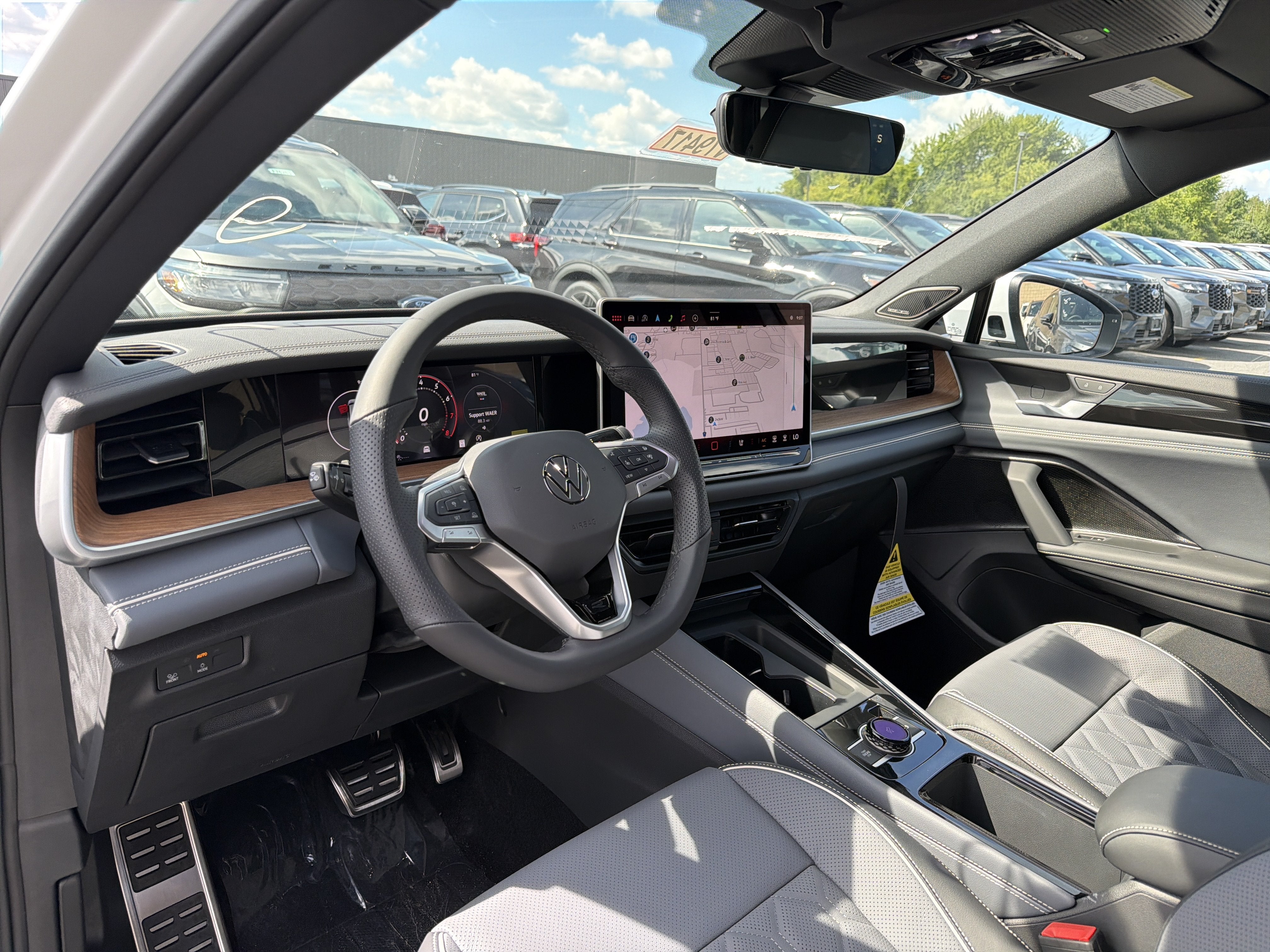 2026 Volkswagen Tiguan SEL R-Line Turbo 4MOTION