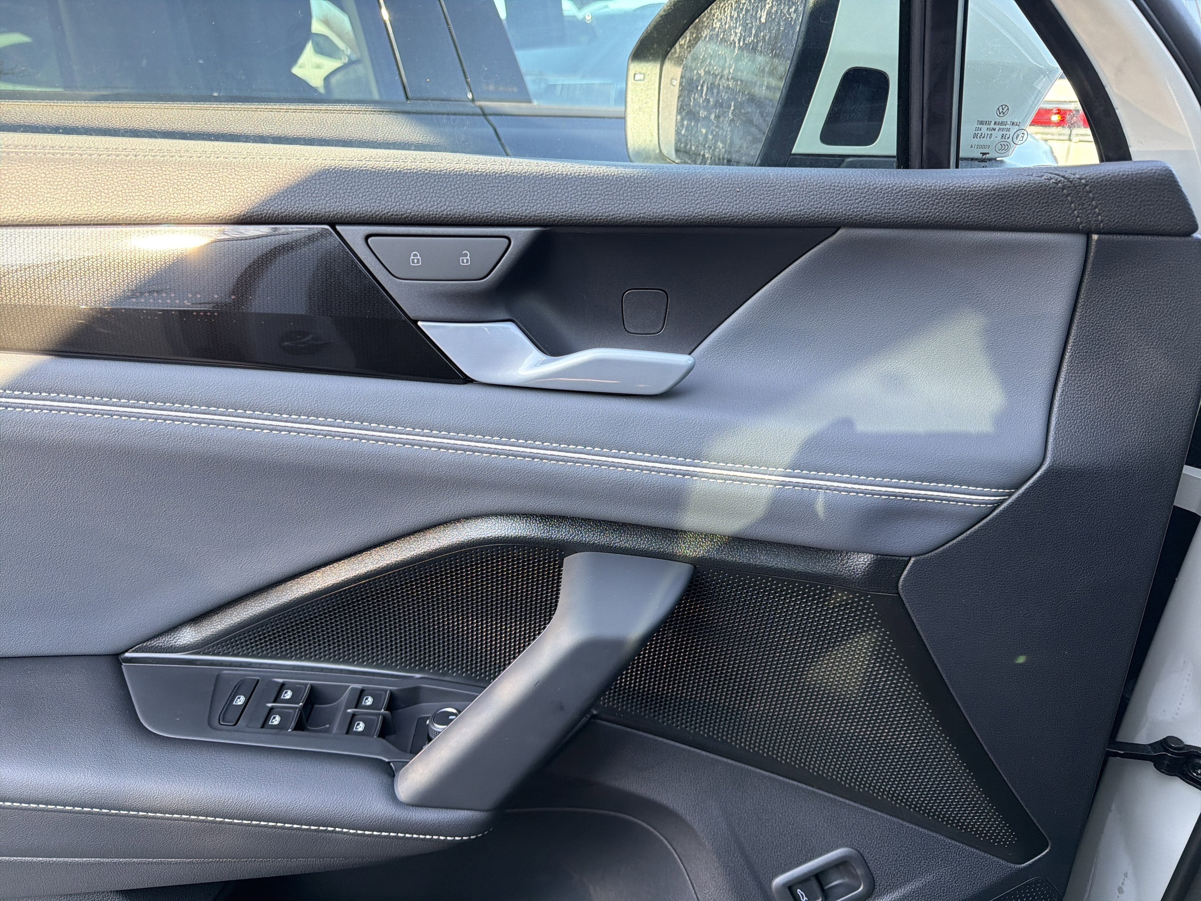 2026 Volkswagen Tiguan 2.0T SEL R-Line Turbo 4MOTION