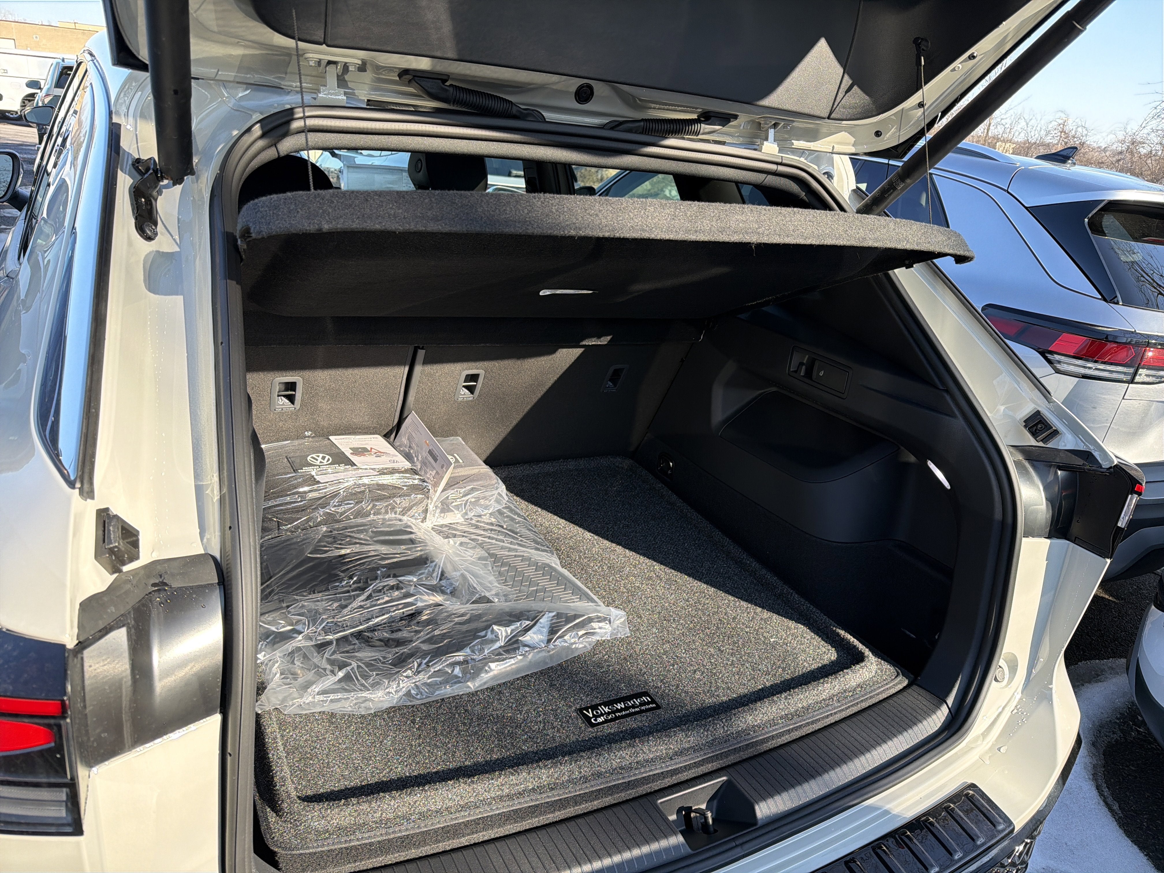 2026 Volkswagen Tiguan 2.0T SEL R-Line Turbo 4MOTION