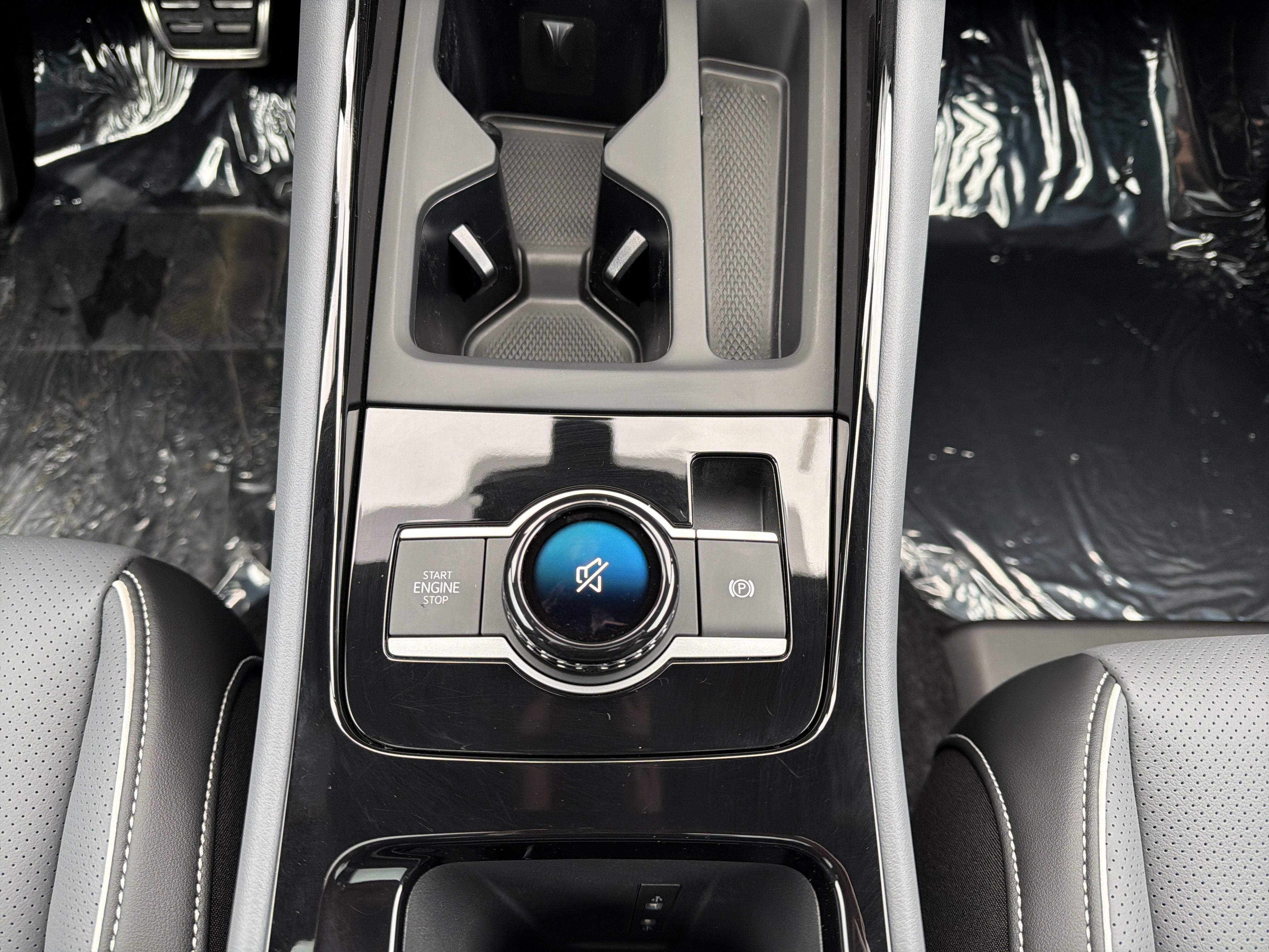 2026 Volkswagen Tiguan 2.0T SEL R-Line Turbo 4MOTION