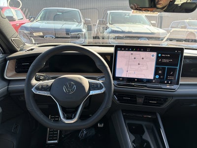 2026 Volkswagen Tiguan SEL R-Line Turbo 4MOTION