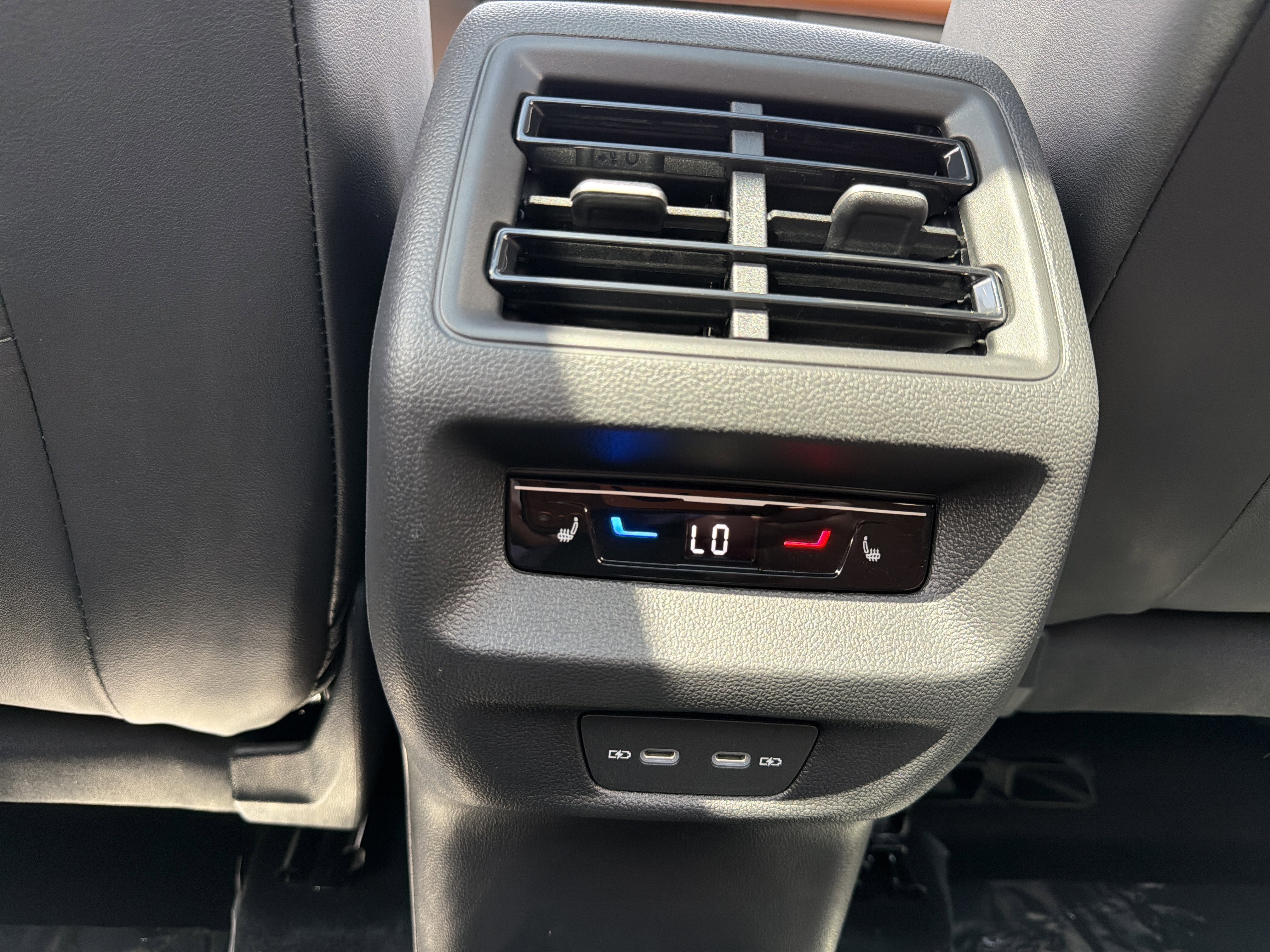 2026 Volkswagen Tiguan SEL R-Line Turbo 4MOTION