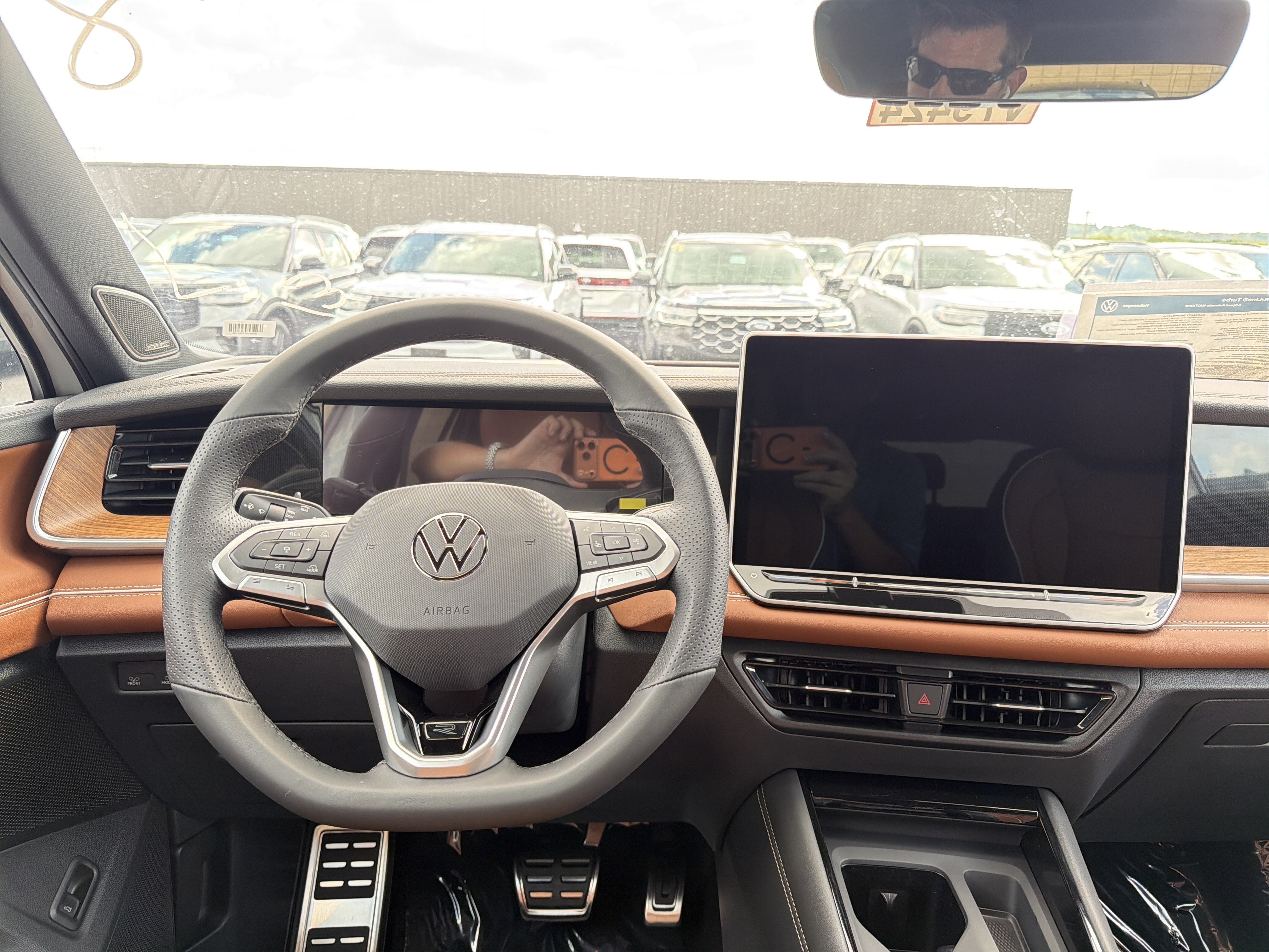 2026 Volkswagen Tiguan SEL R-Line Turbo 4MOTION