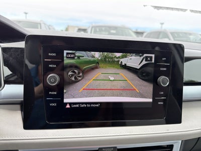 2026 Volkswagen Taos SE 4MOTION