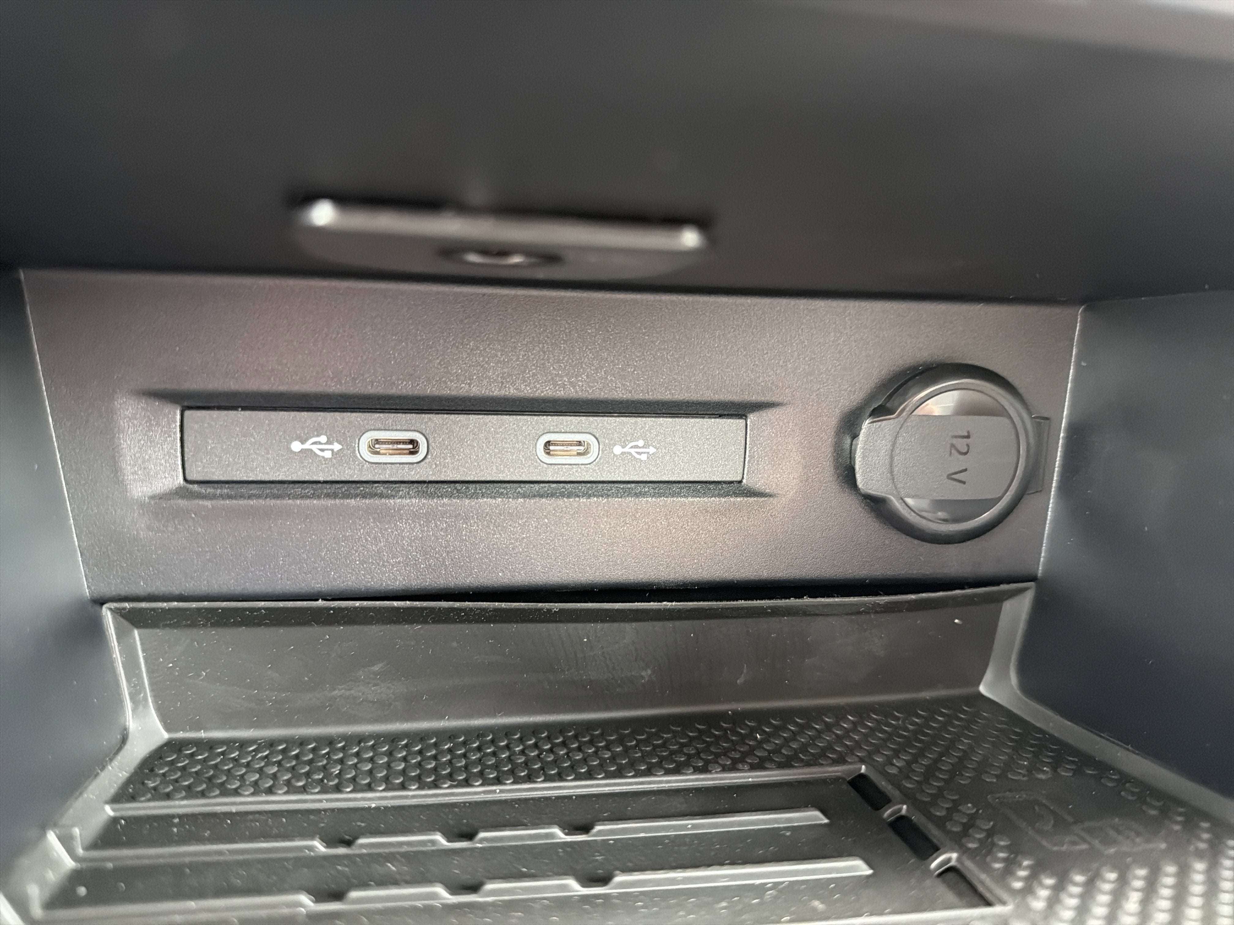 2026 Volkswagen Taos SE 4MOTION