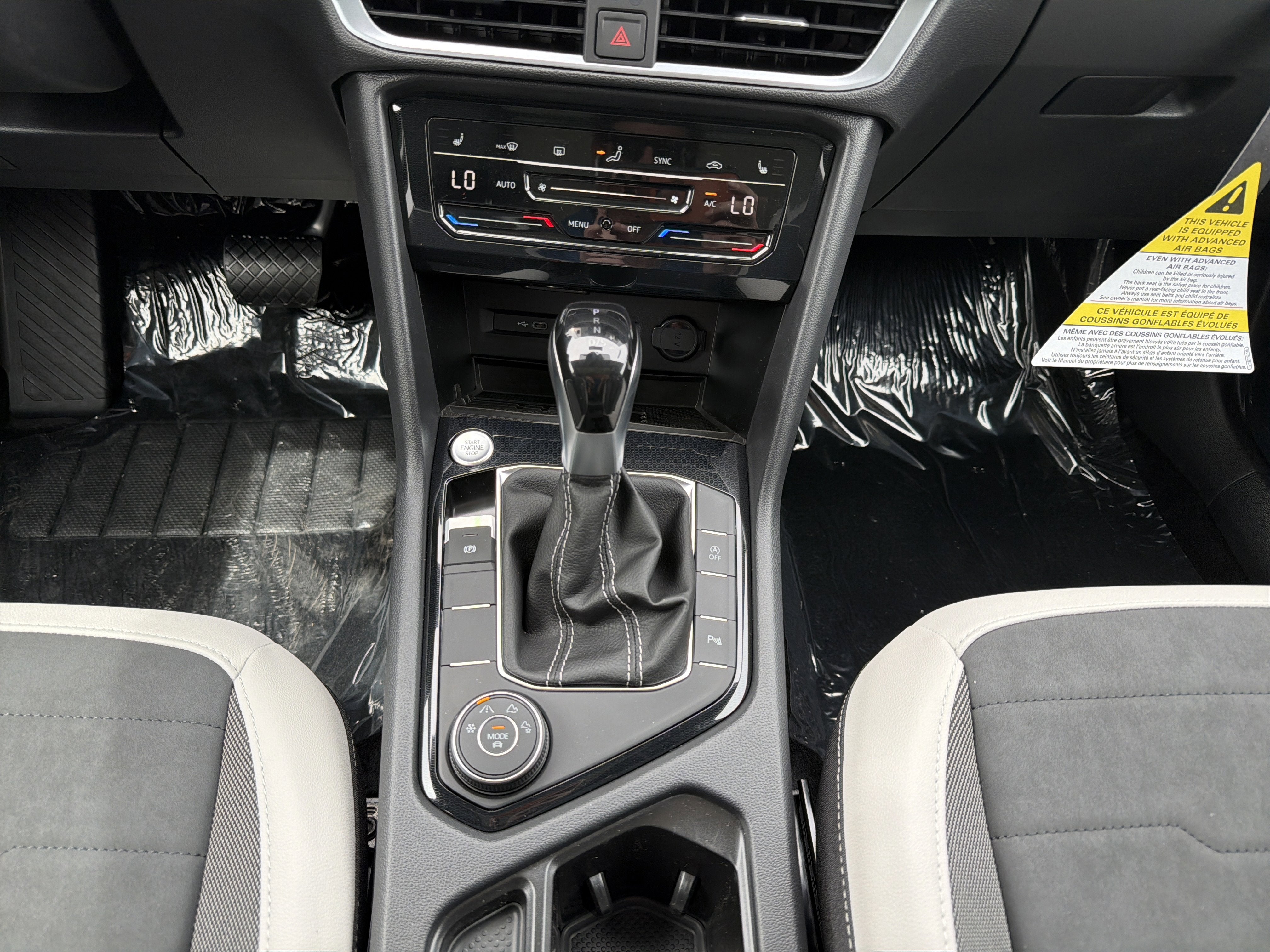 2026 Volkswagen Taos SE 4MOTION