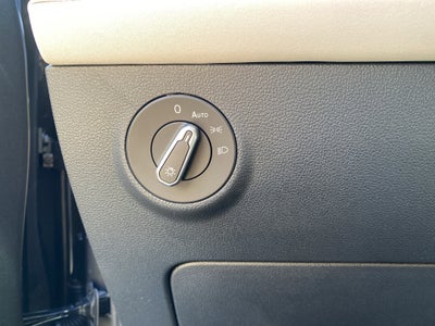 2025 Volkswagen Taos SE 4MOTION