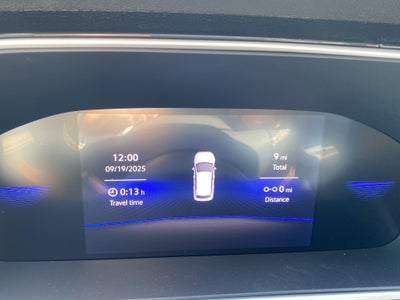 2025 Volkswagen Taos SE 4MOTION