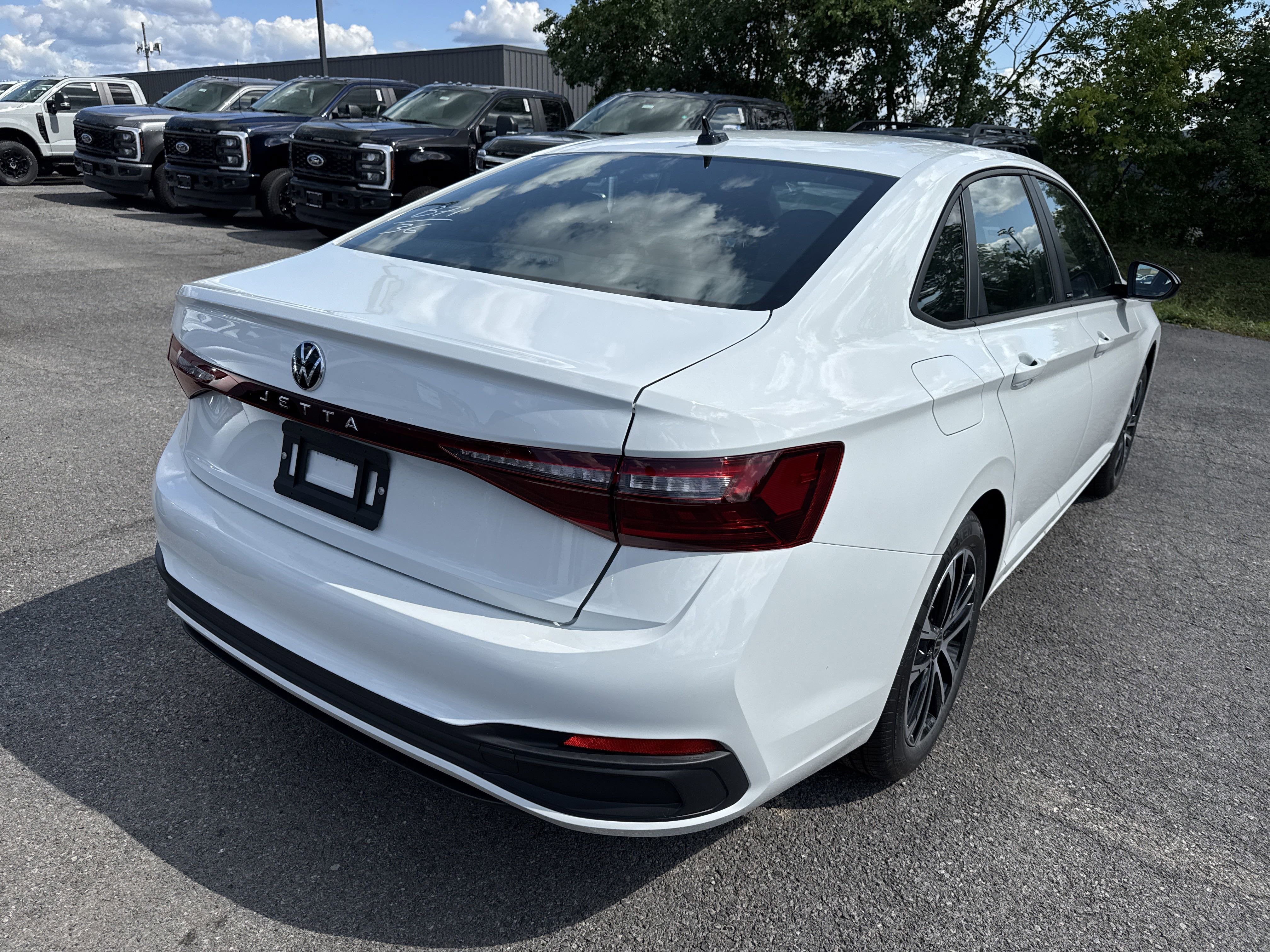 2025 Volkswagen Jetta Sport