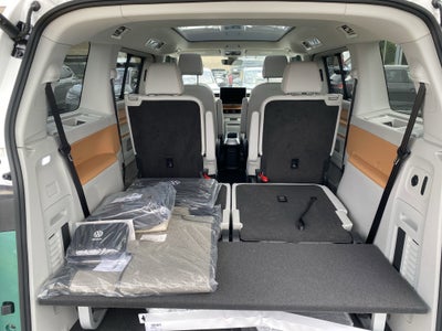 2025 Volkswagen ID. Buzz 1st Edition 4MOTION w/Two-Tone