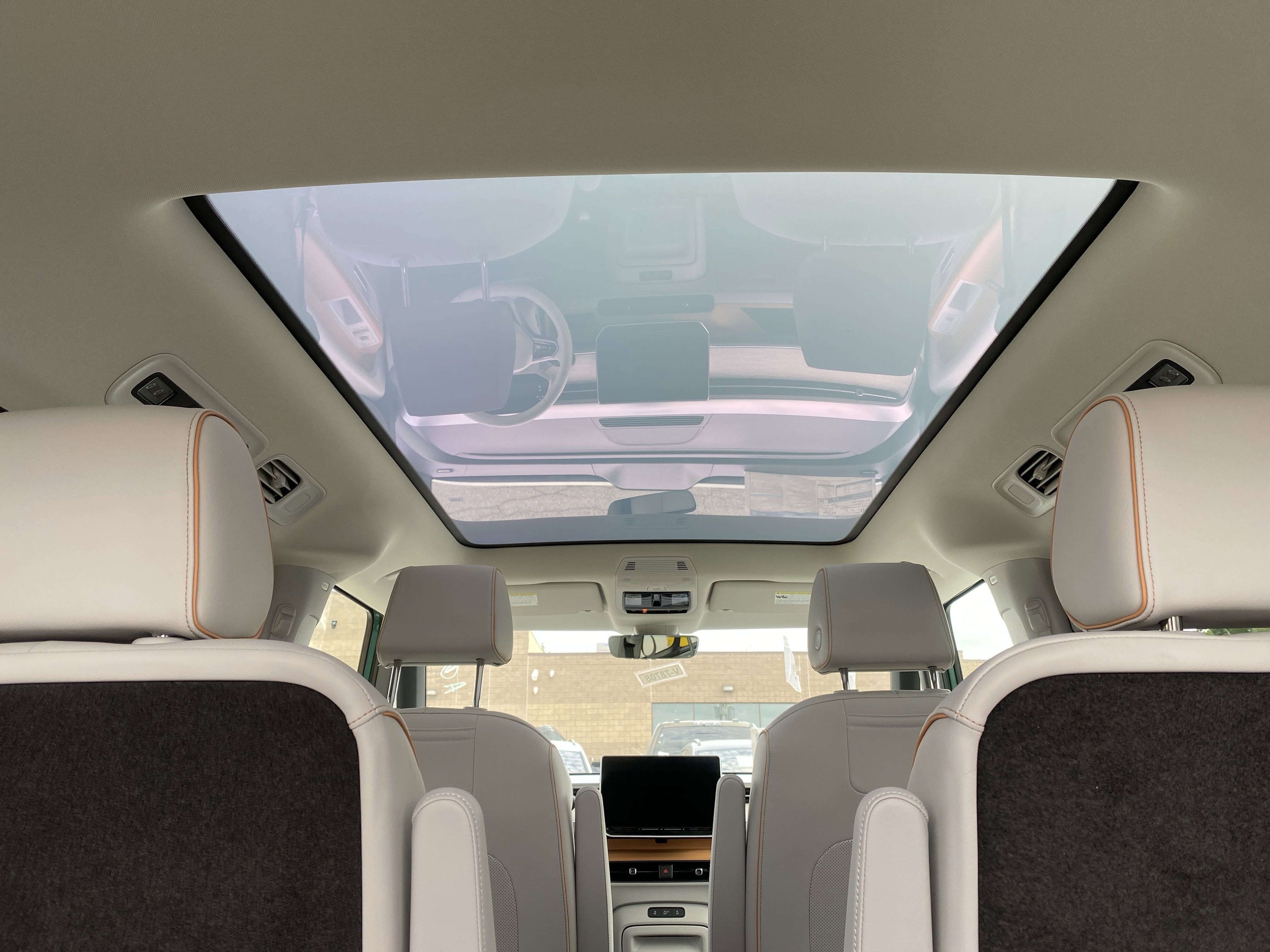 2025 Volkswagen ID. Buzz 1st Edition 4MOTION w/Two-Tone