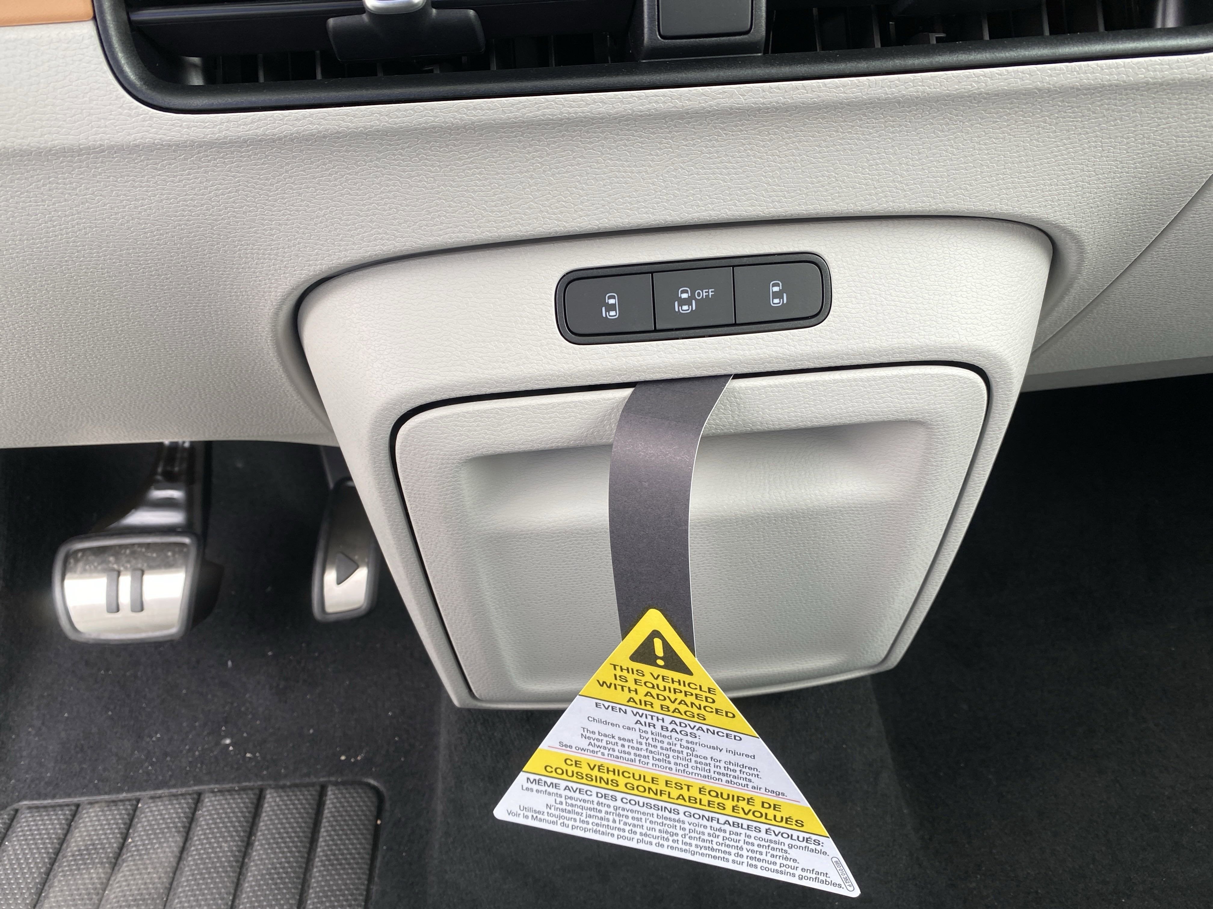 2025 Volkswagen ID. Buzz 1st Edition 4MOTION w/Two-Tone