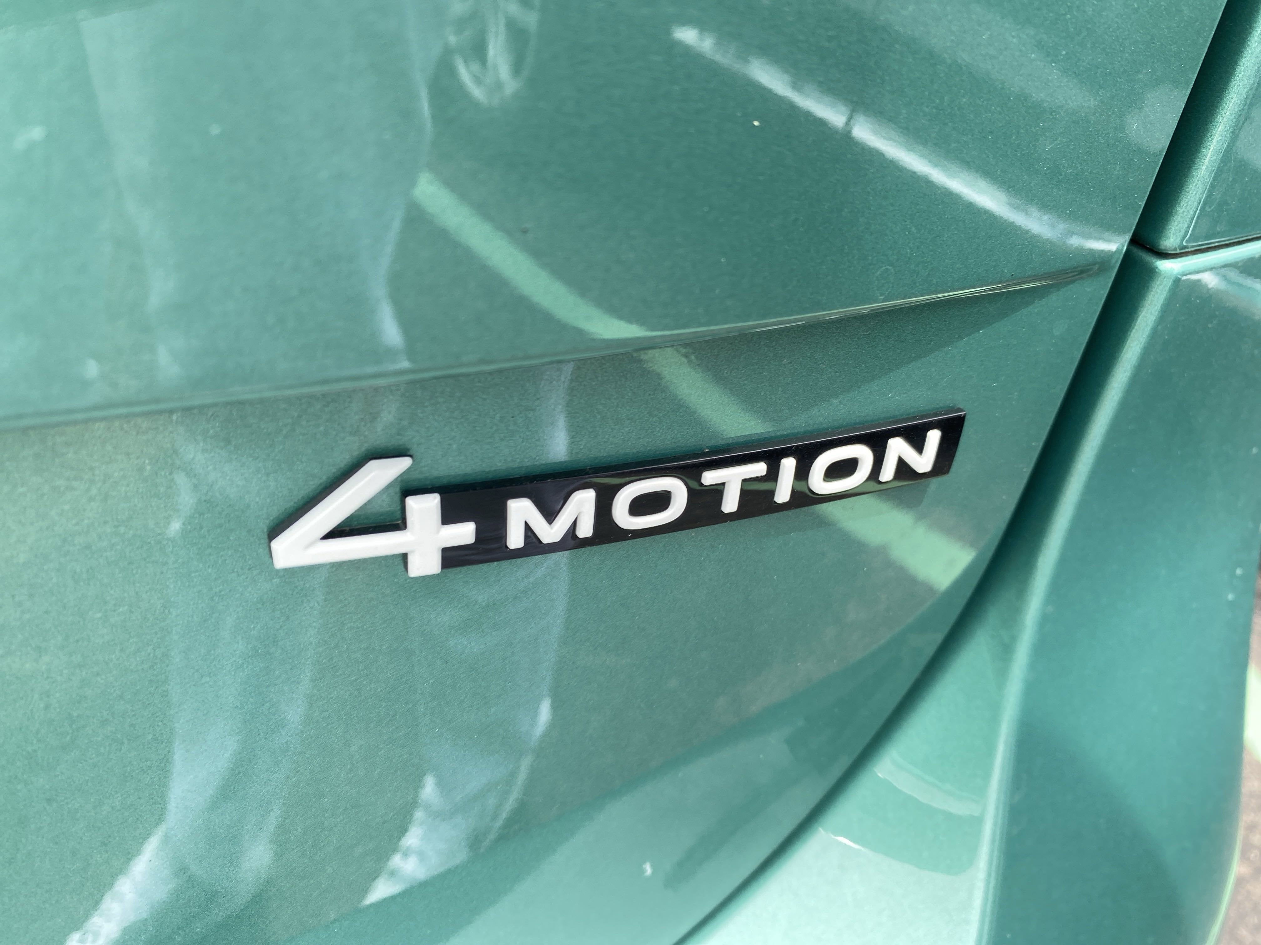 2025 Volkswagen ID. Buzz 1st Edition 4MOTION w/Two-Tone