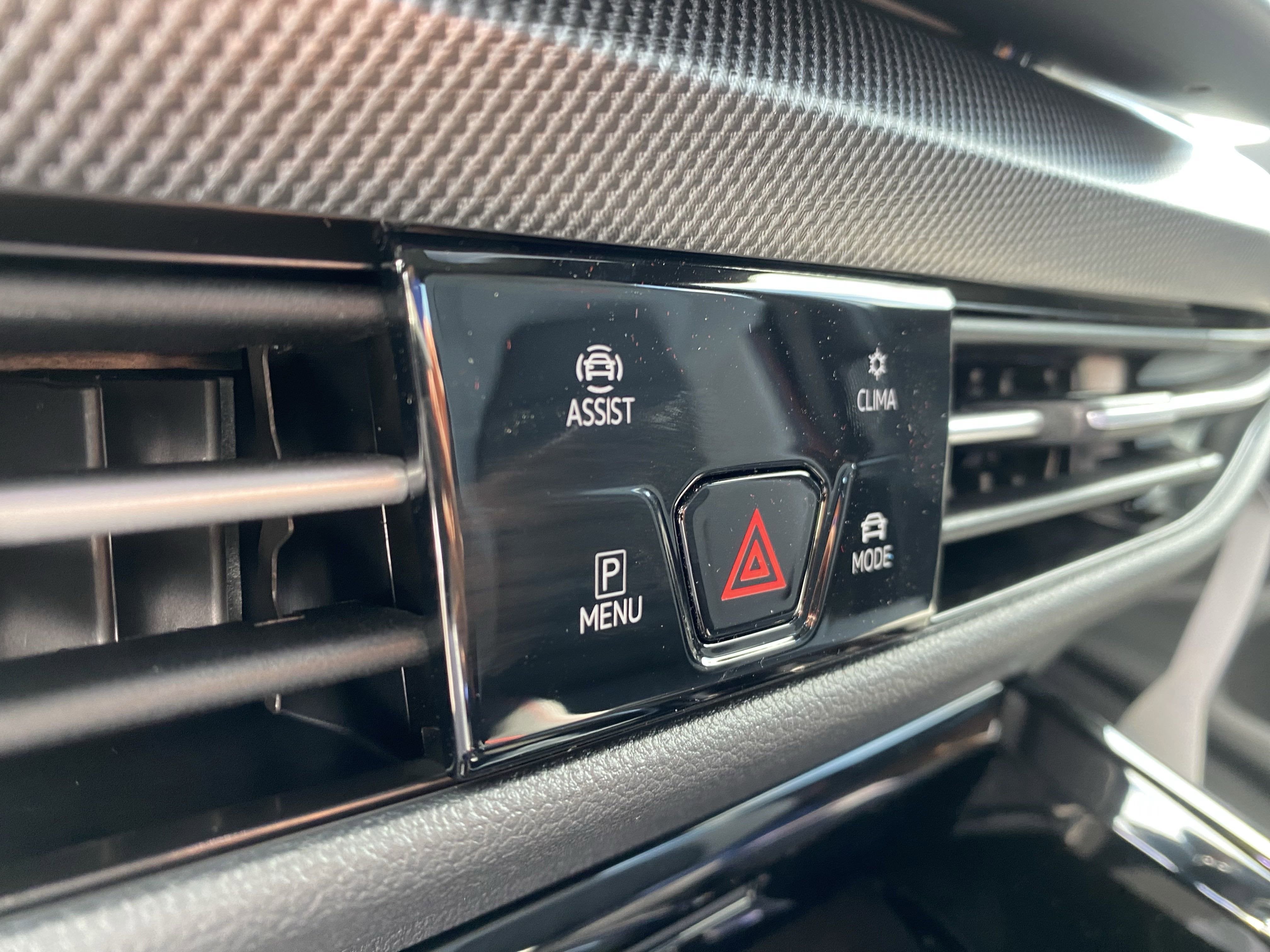 2025 Volkswagen Golf GTI SE