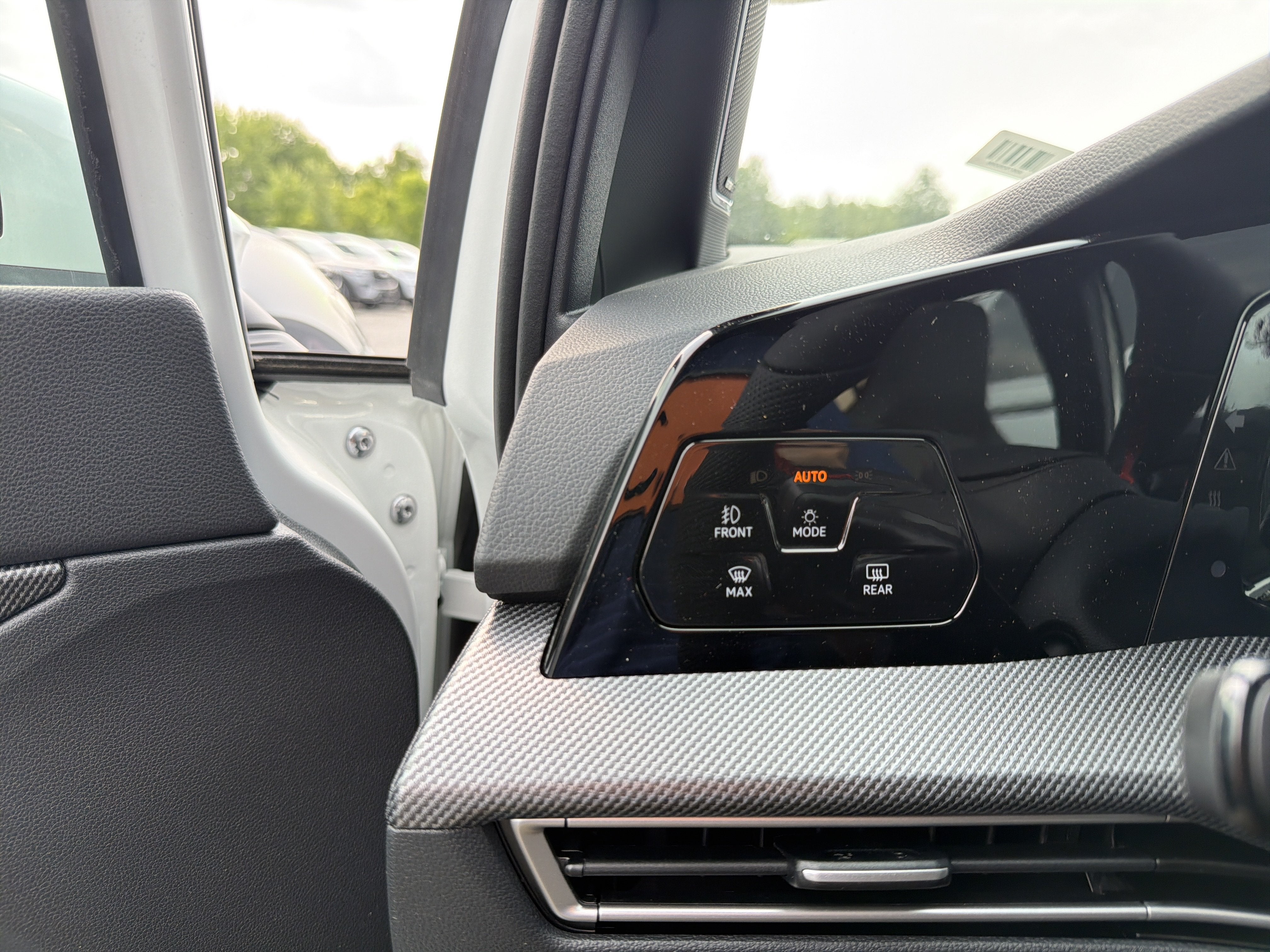 2026 Volkswagen Golf GTI SE
