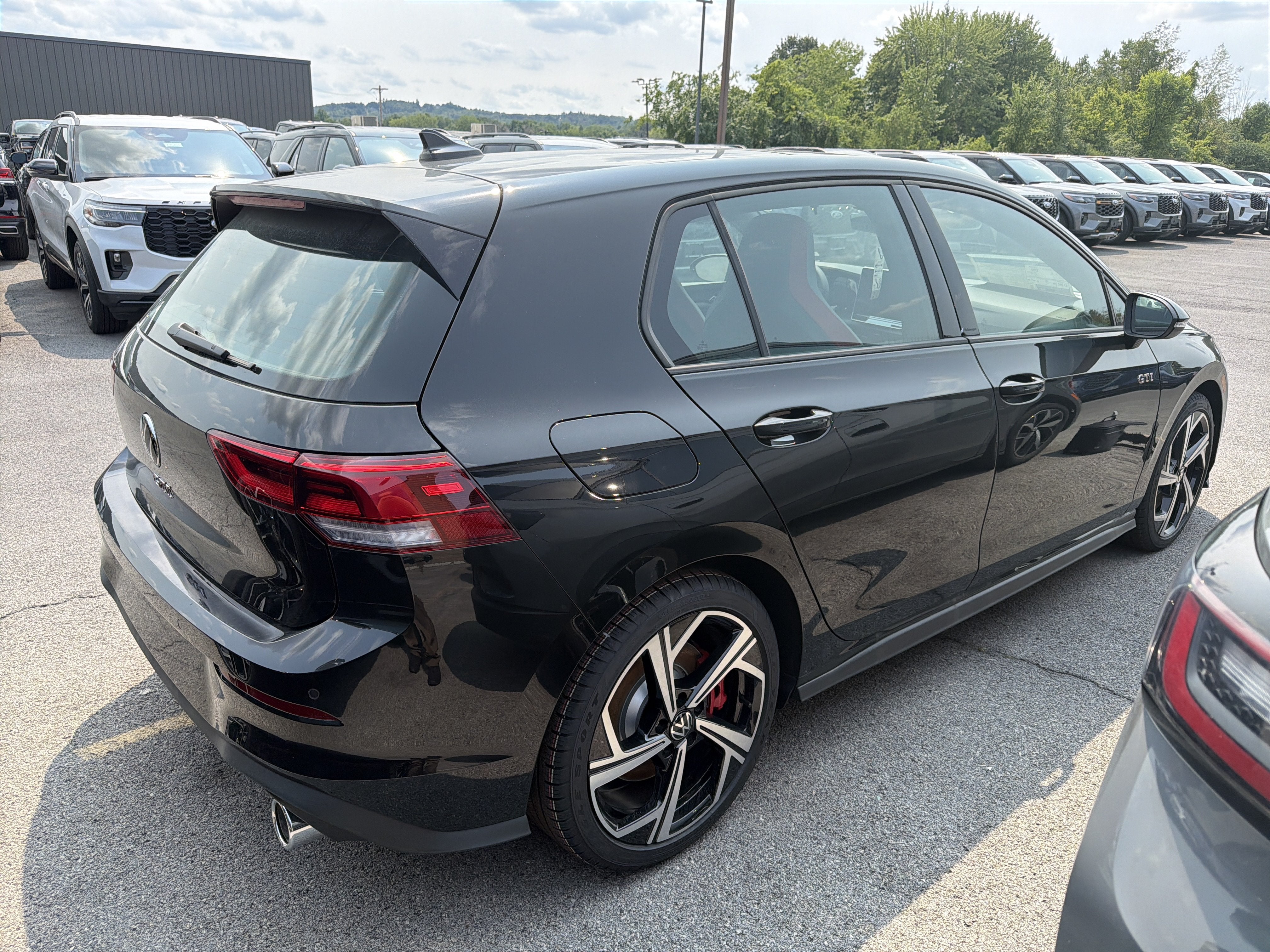 2026 Volkswagen Golf GTI SE