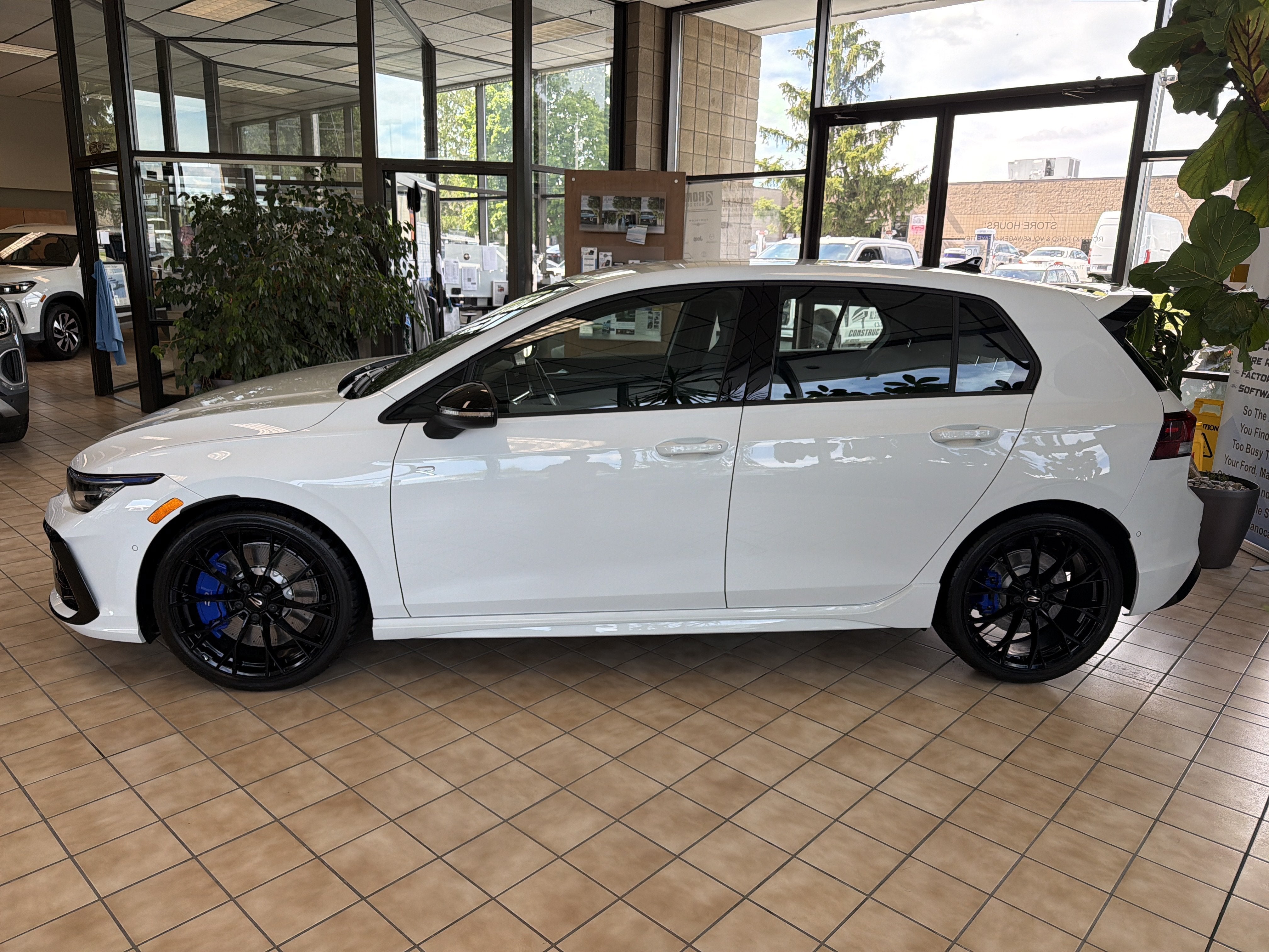2026 Volkswagen Golf R 2.0T DSG