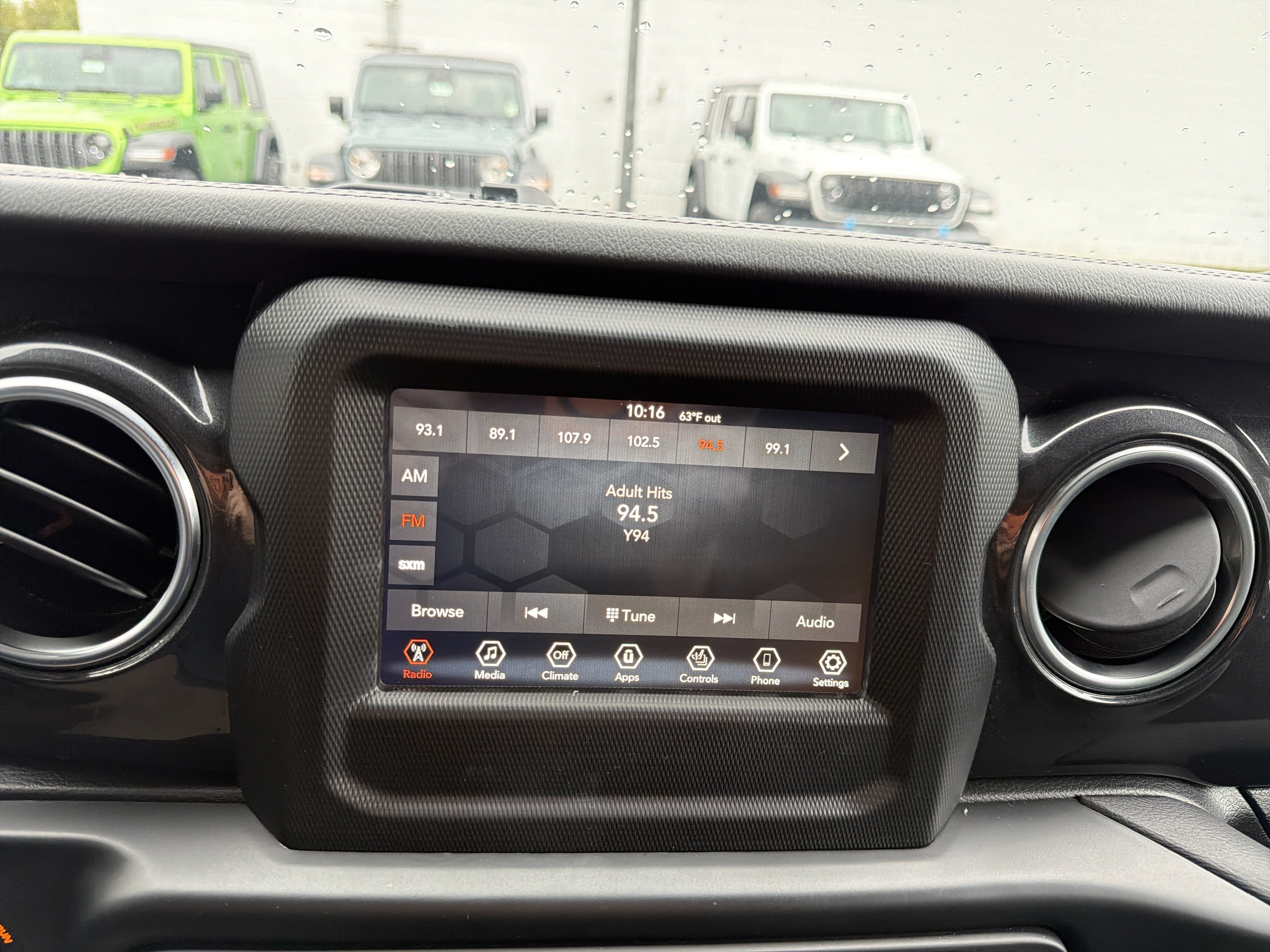 2021 Jeep Wrangler Unlimited Sahara Altitude