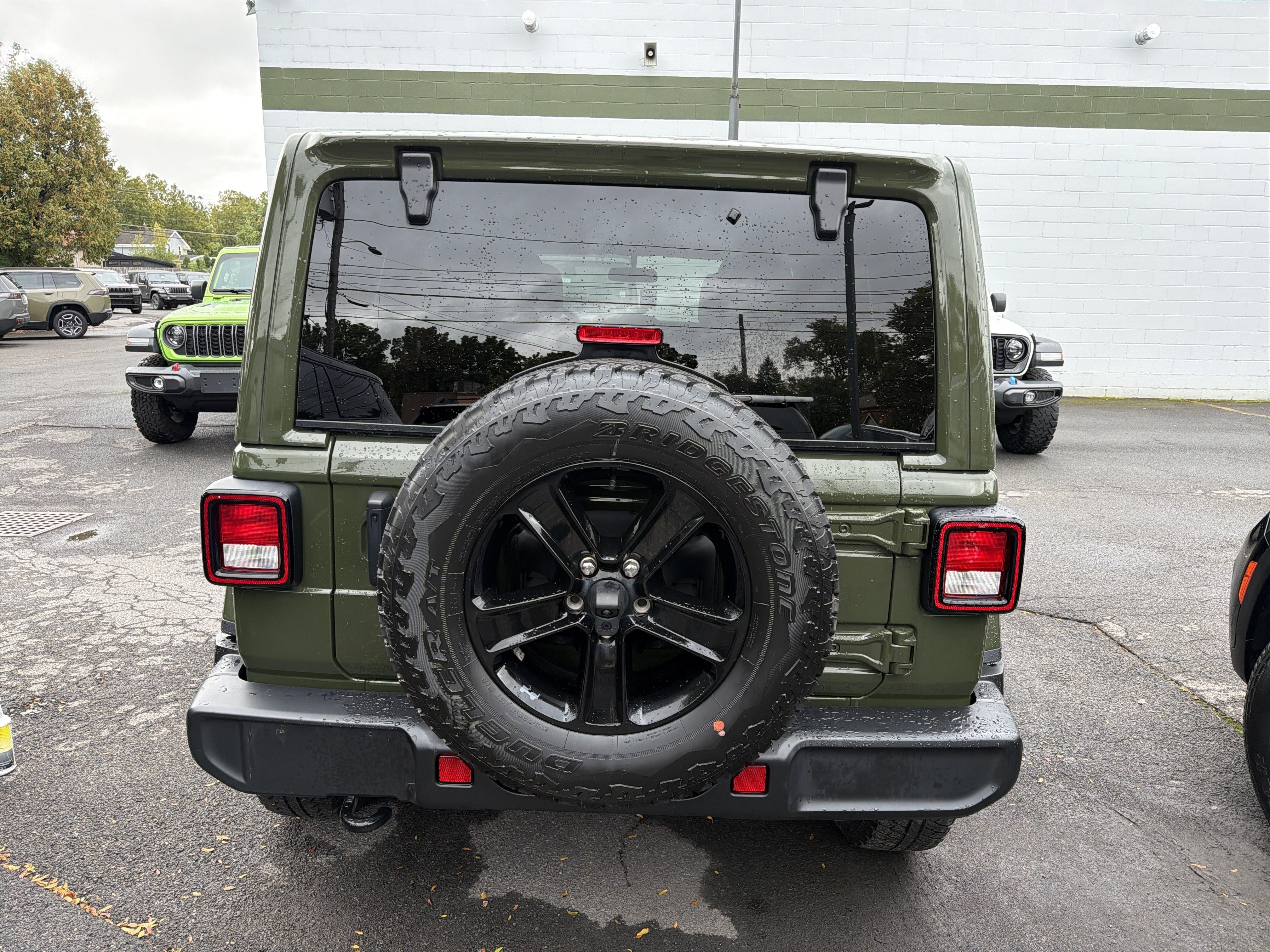 2021 Jeep Wrangler Unlimited Sahara Altitude