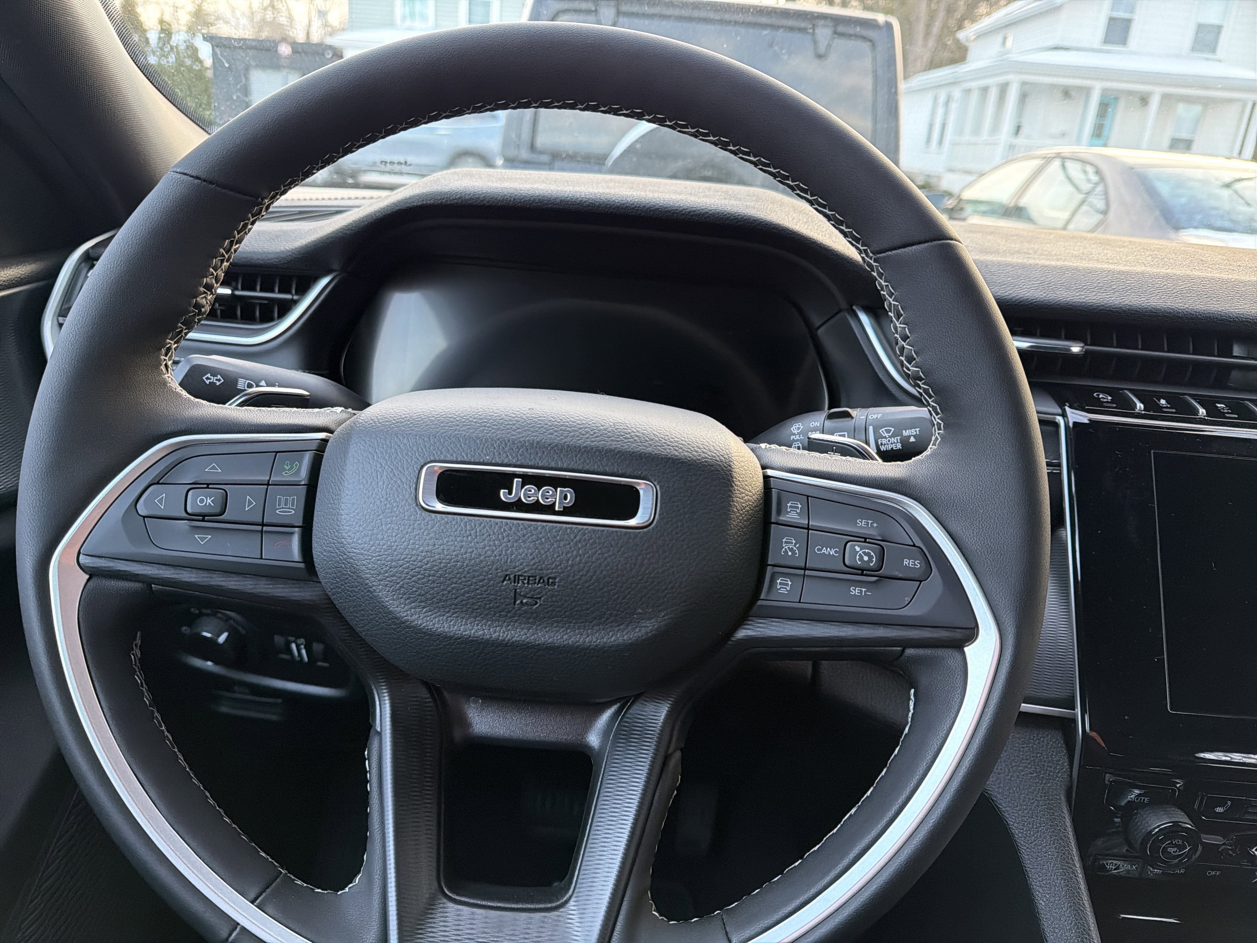 2025 Jeep Grand Cherokee Laredo X