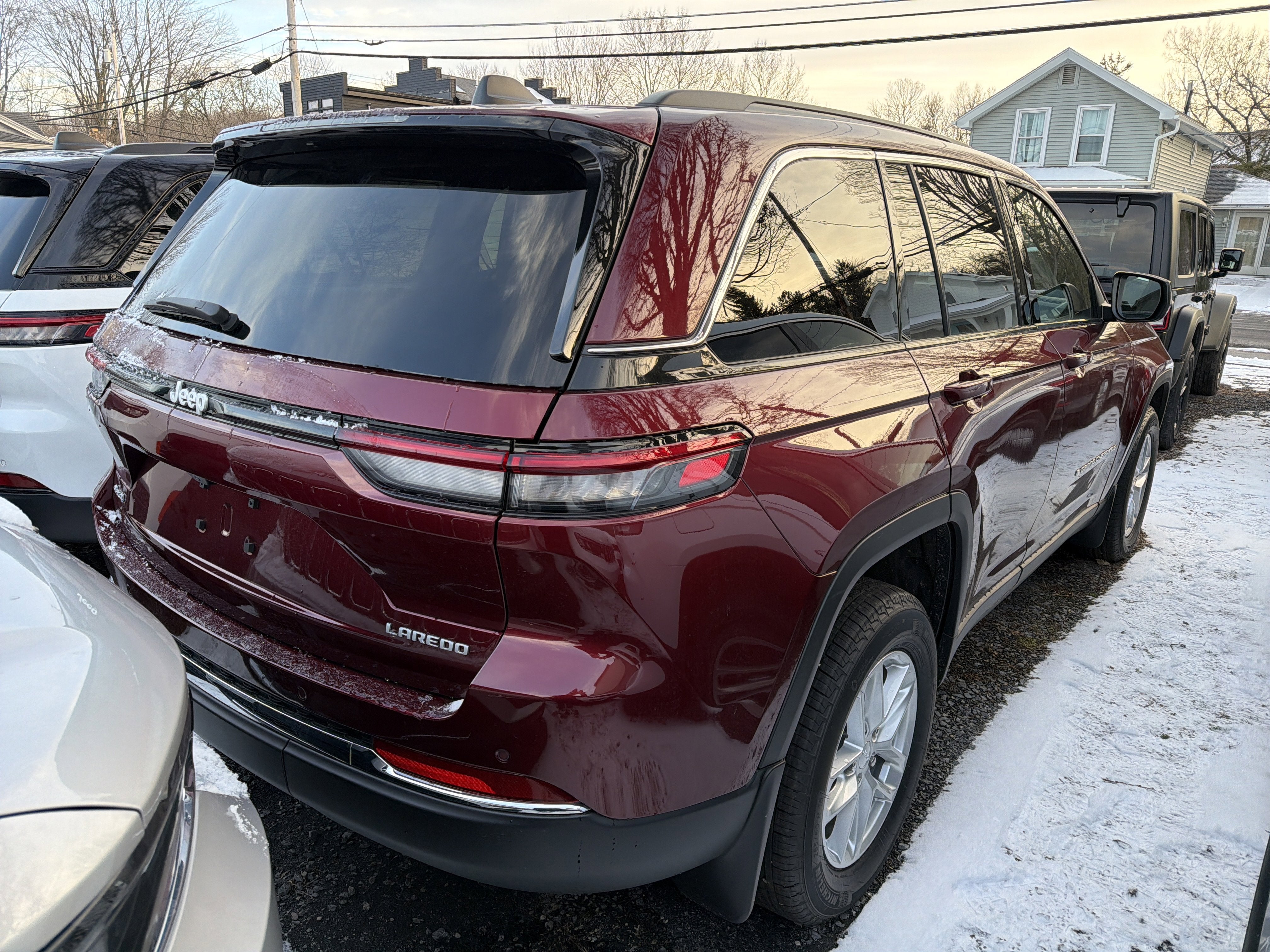 2025 Jeep Grand Cherokee Laredo X
