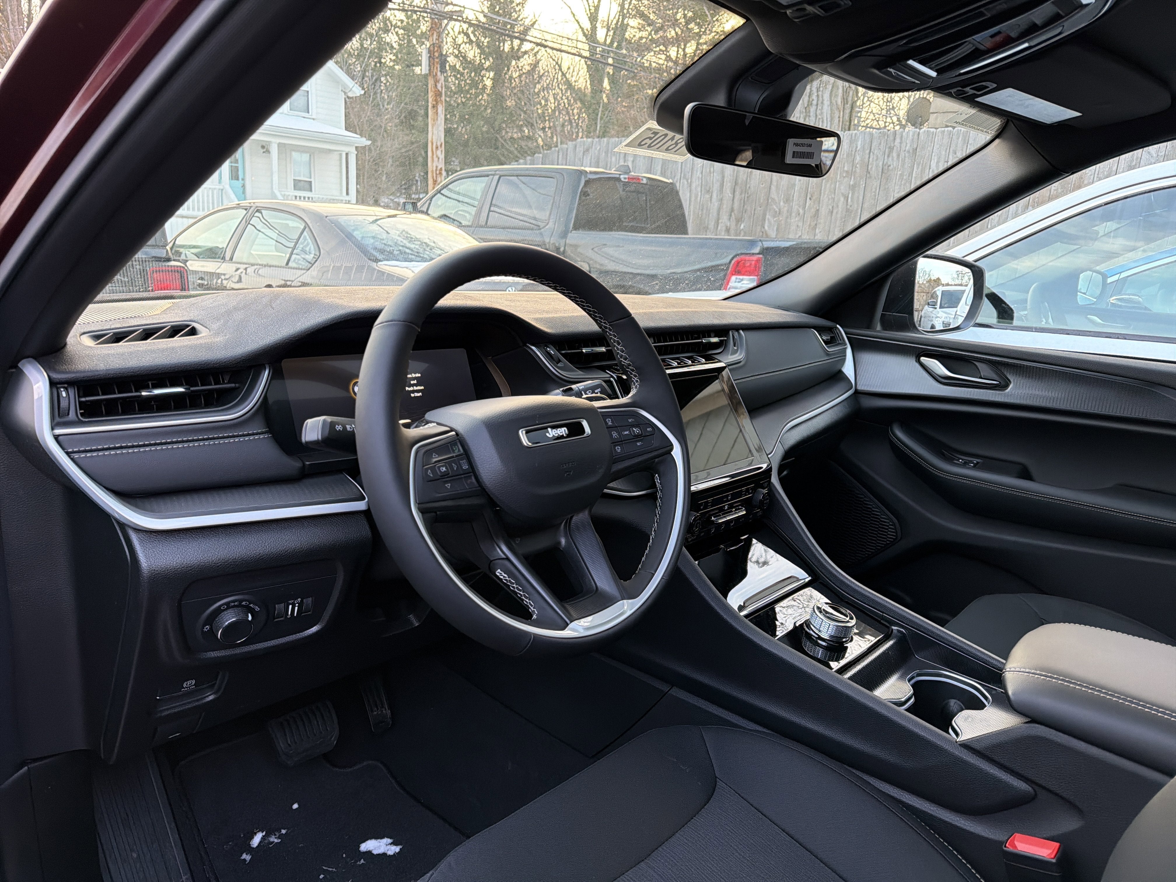 2025 Jeep Grand Cherokee Laredo X