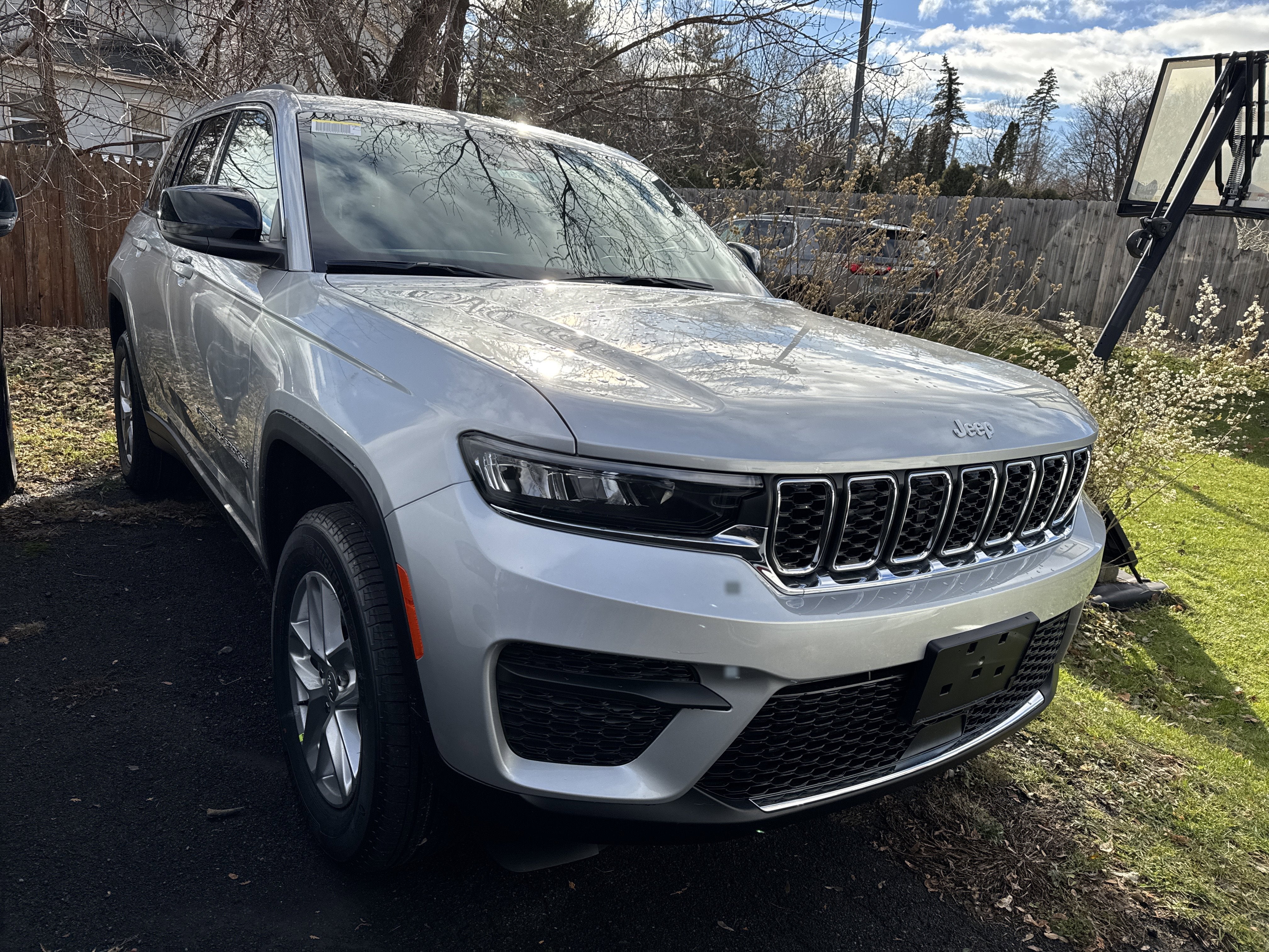 2025 Jeep Grand Cherokee Laredo X