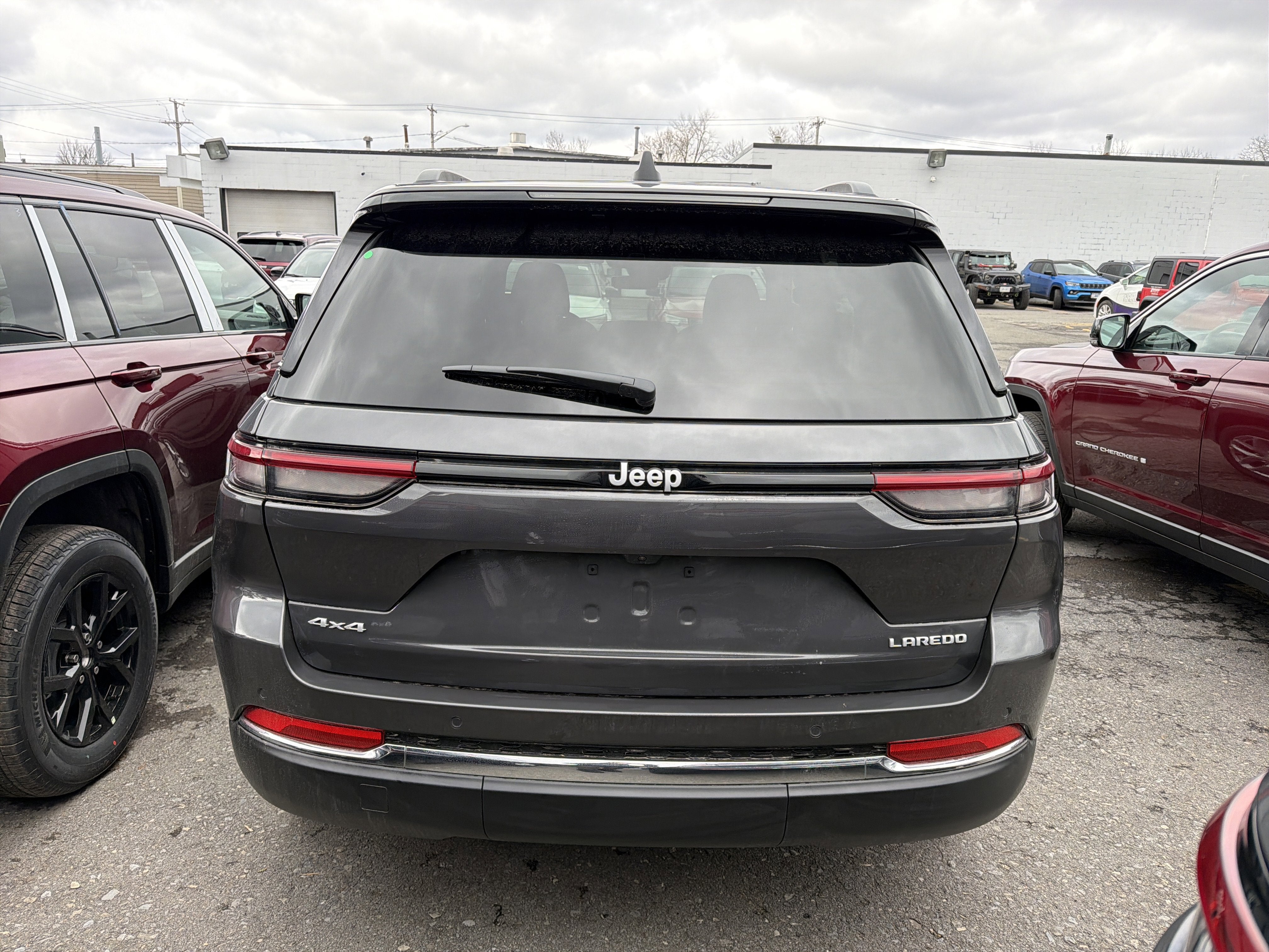 2026 Jeep Grand Cherokee Laredo X