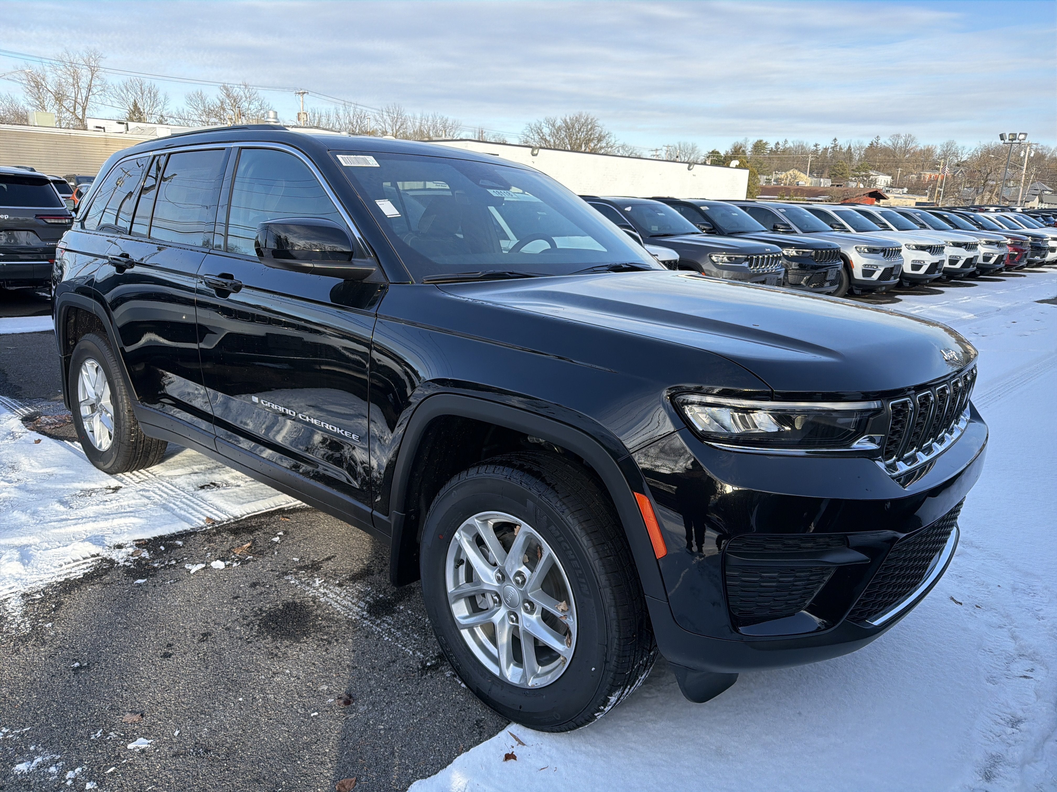 2025 Jeep Grand Cherokee Laredo X