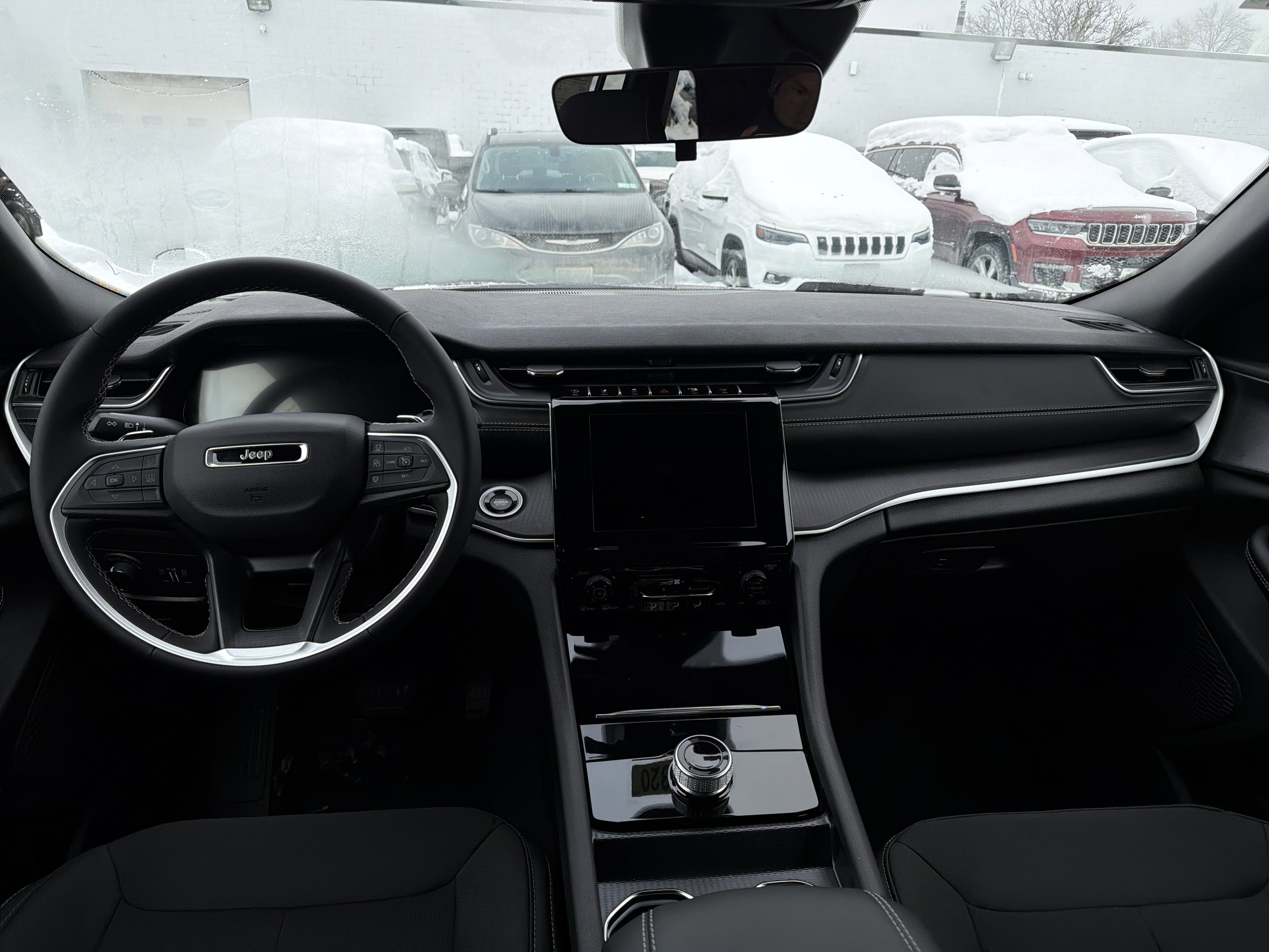 2025 Jeep Grand Cherokee Laredo X