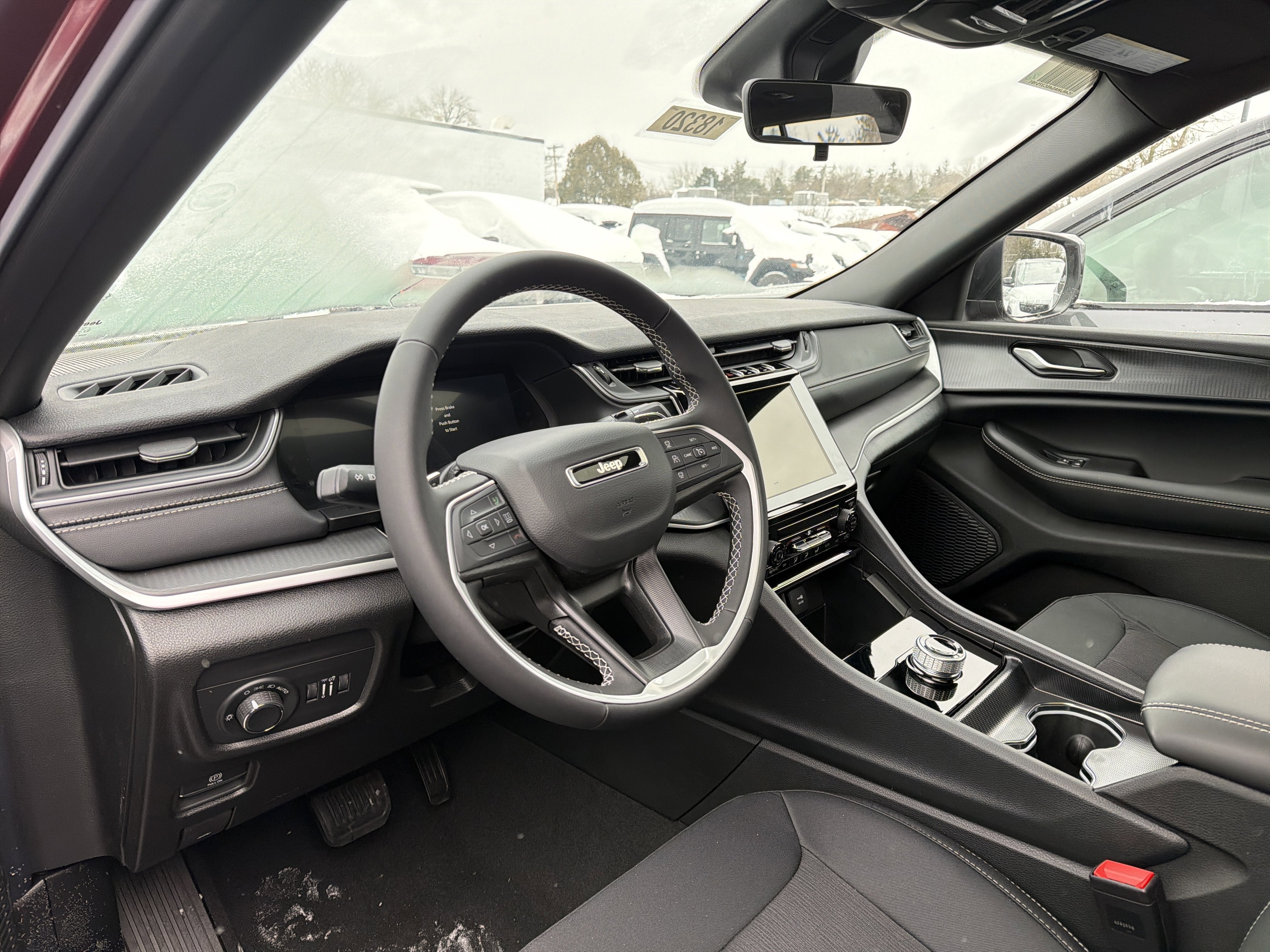 2025 Jeep Grand Cherokee Laredo X