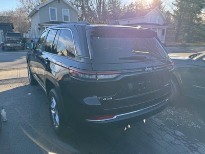 2025 Jeep Grand Cherokee GRAND CHEROKEE LAREDO X 4X4