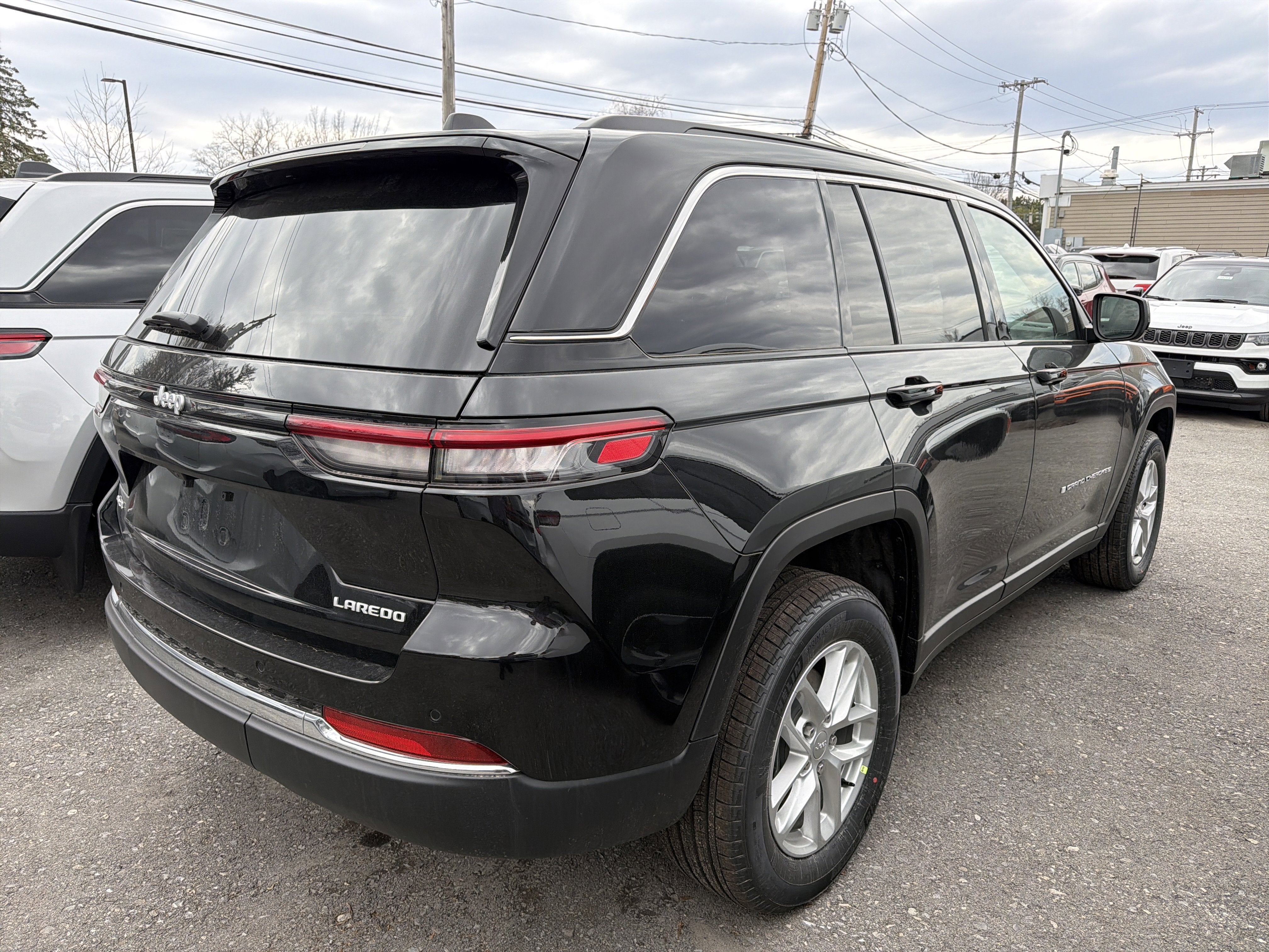 2026 Jeep Grand Cherokee Laredo X