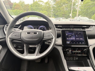 2023 Jeep Grand Cherokee Laredo