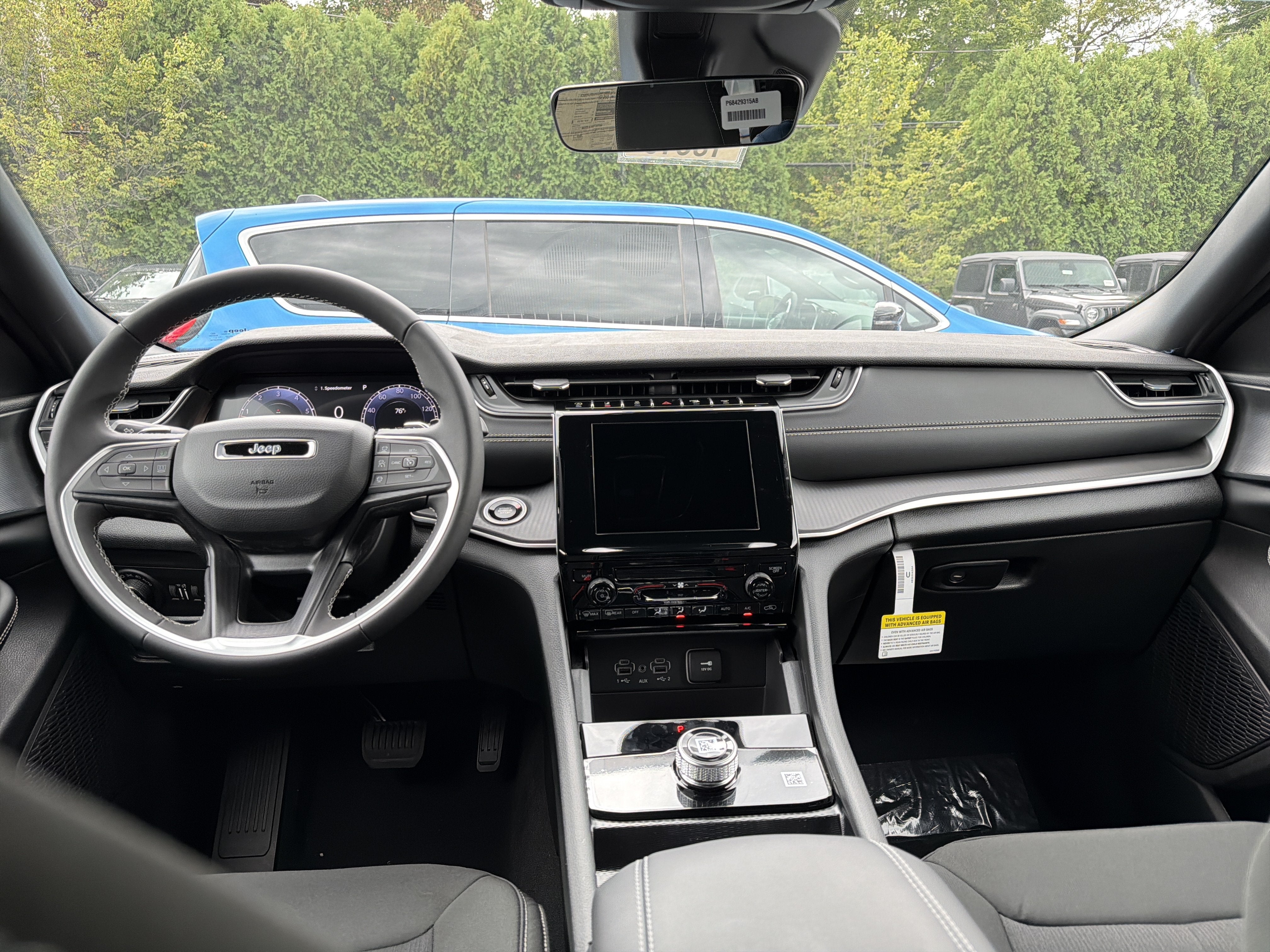 2026 Jeep Grand Cherokee Laredo