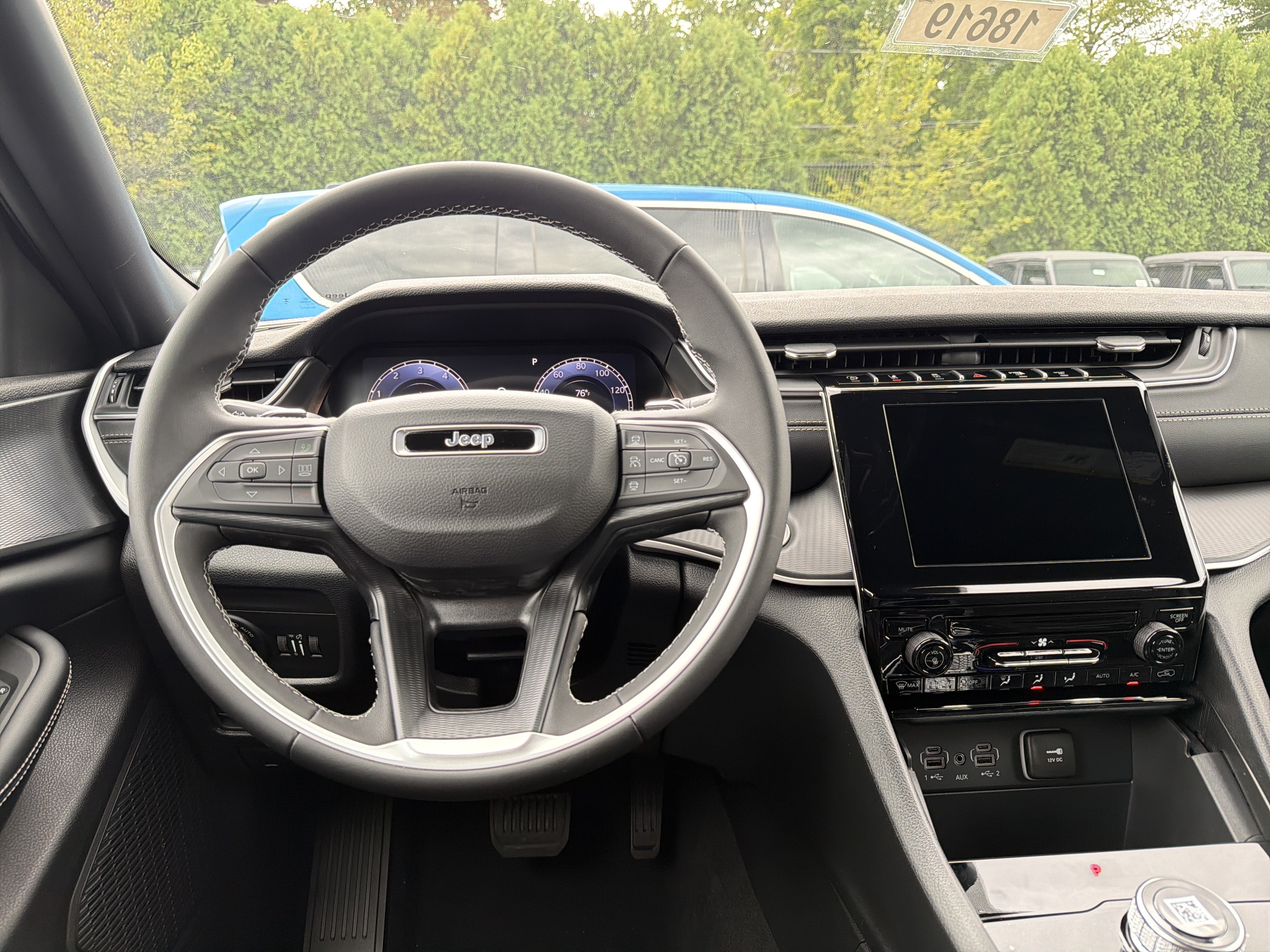 2026 Jeep Grand Cherokee Laredo