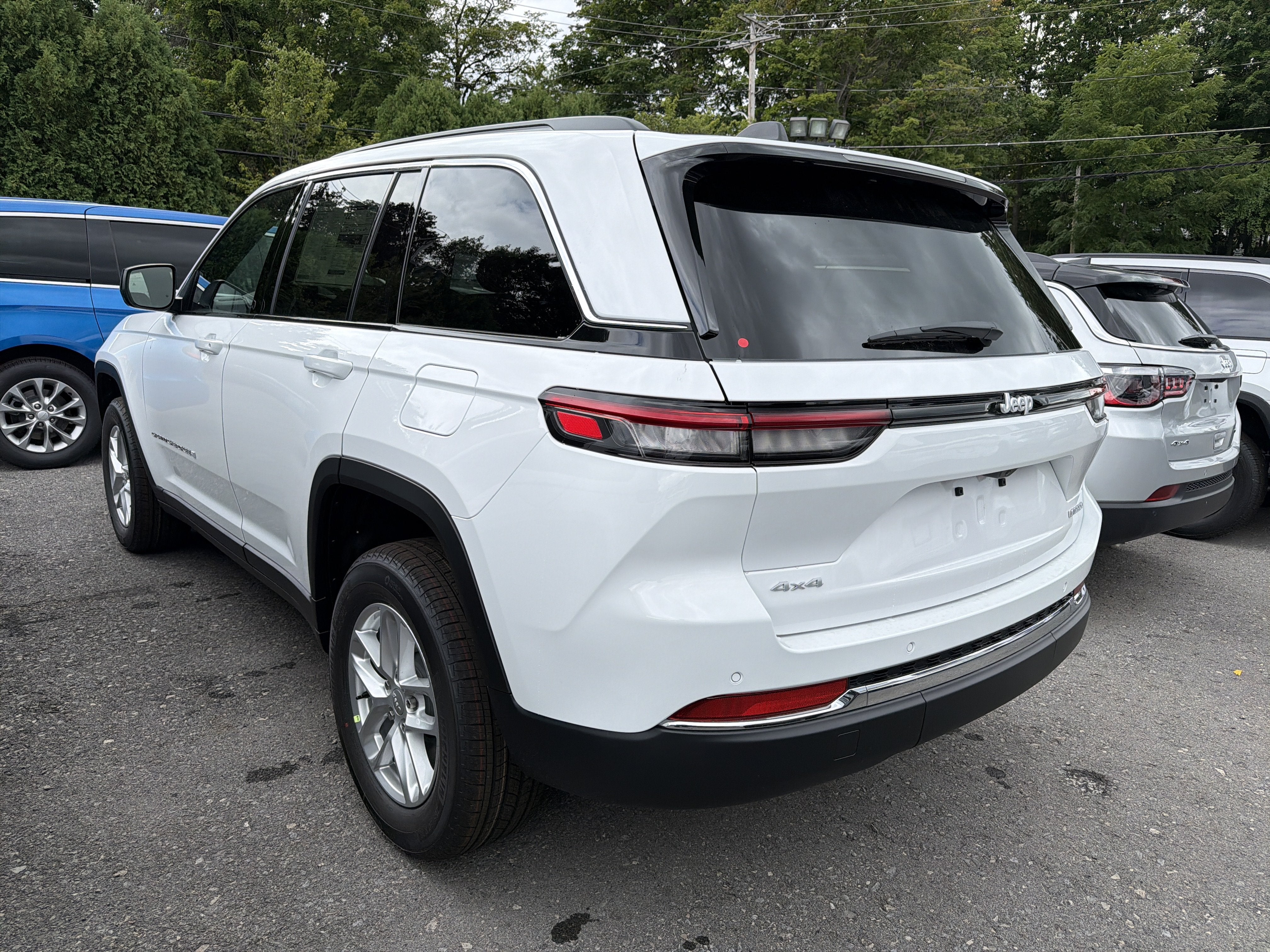2026 Jeep Grand Cherokee Laredo