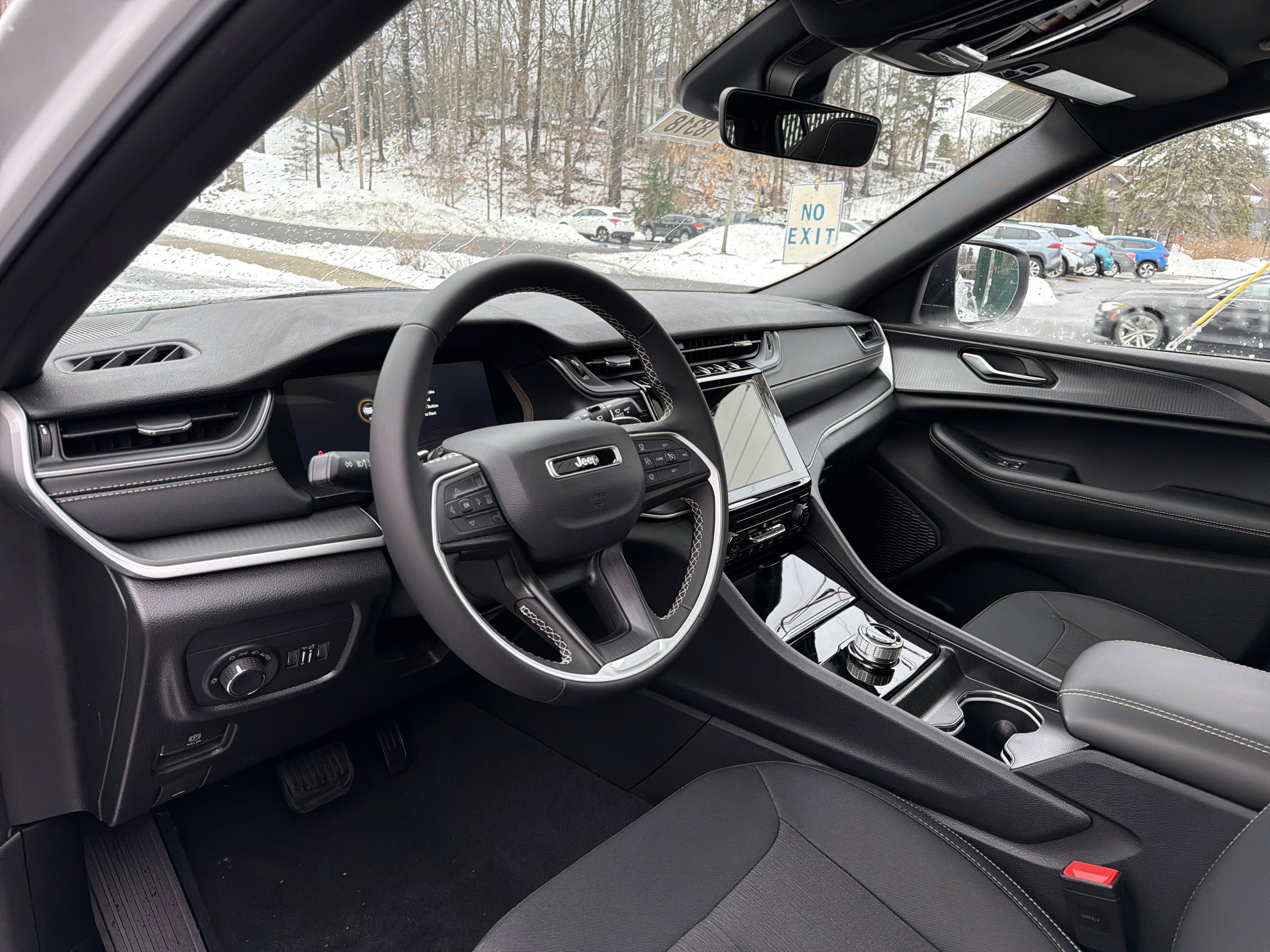 2025 Jeep Grand Cherokee Laredo X